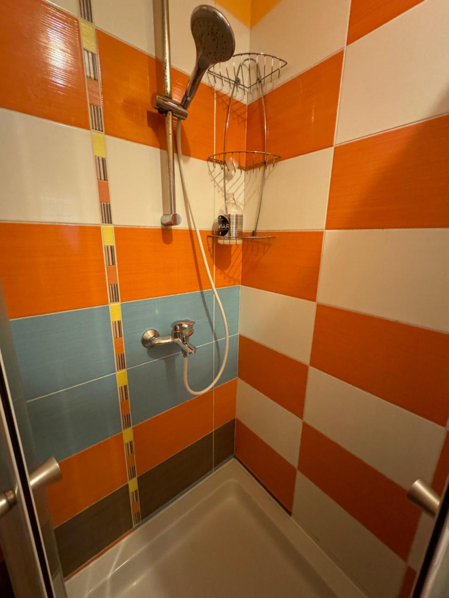 Attractive High Quality Friendly Apartment *