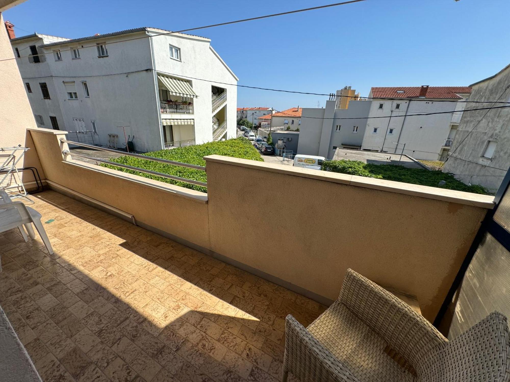 Attractive High Quality Friendly Apartment