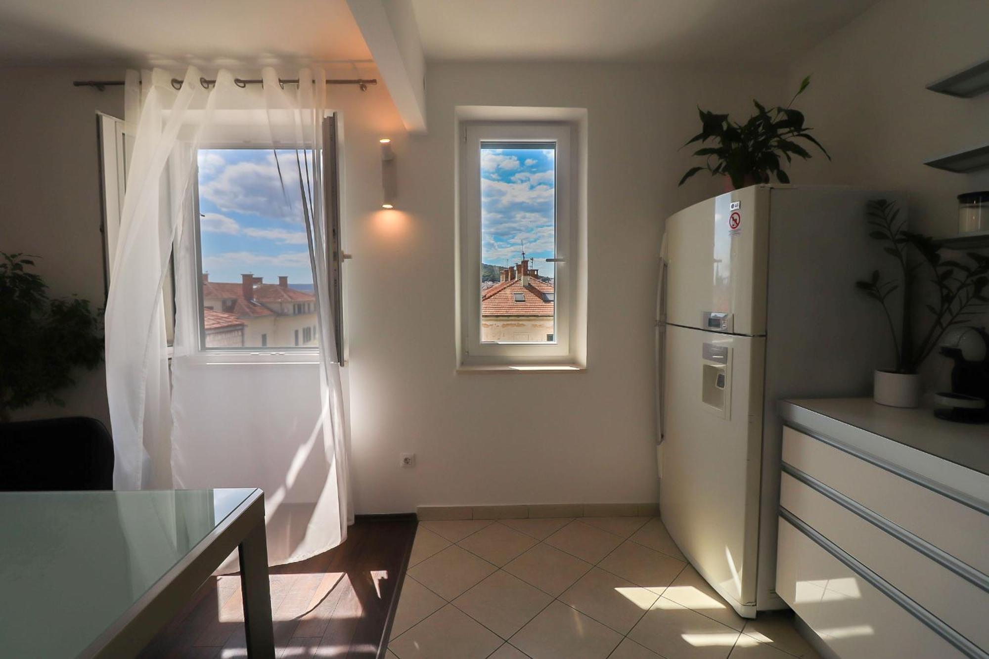Center Sunset Penthouse Apartment