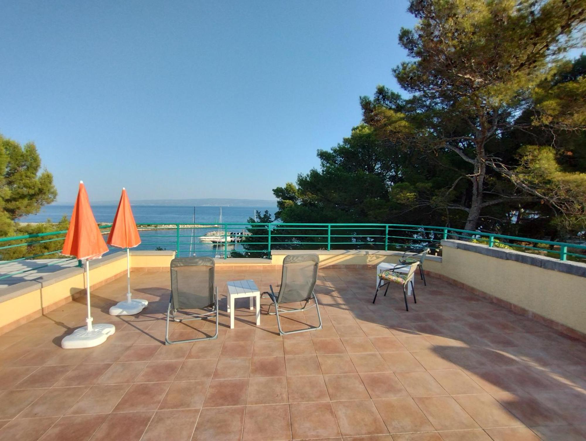 Old Captain's - In A Pine Wood By The Sea And Tennis Courts Appartement