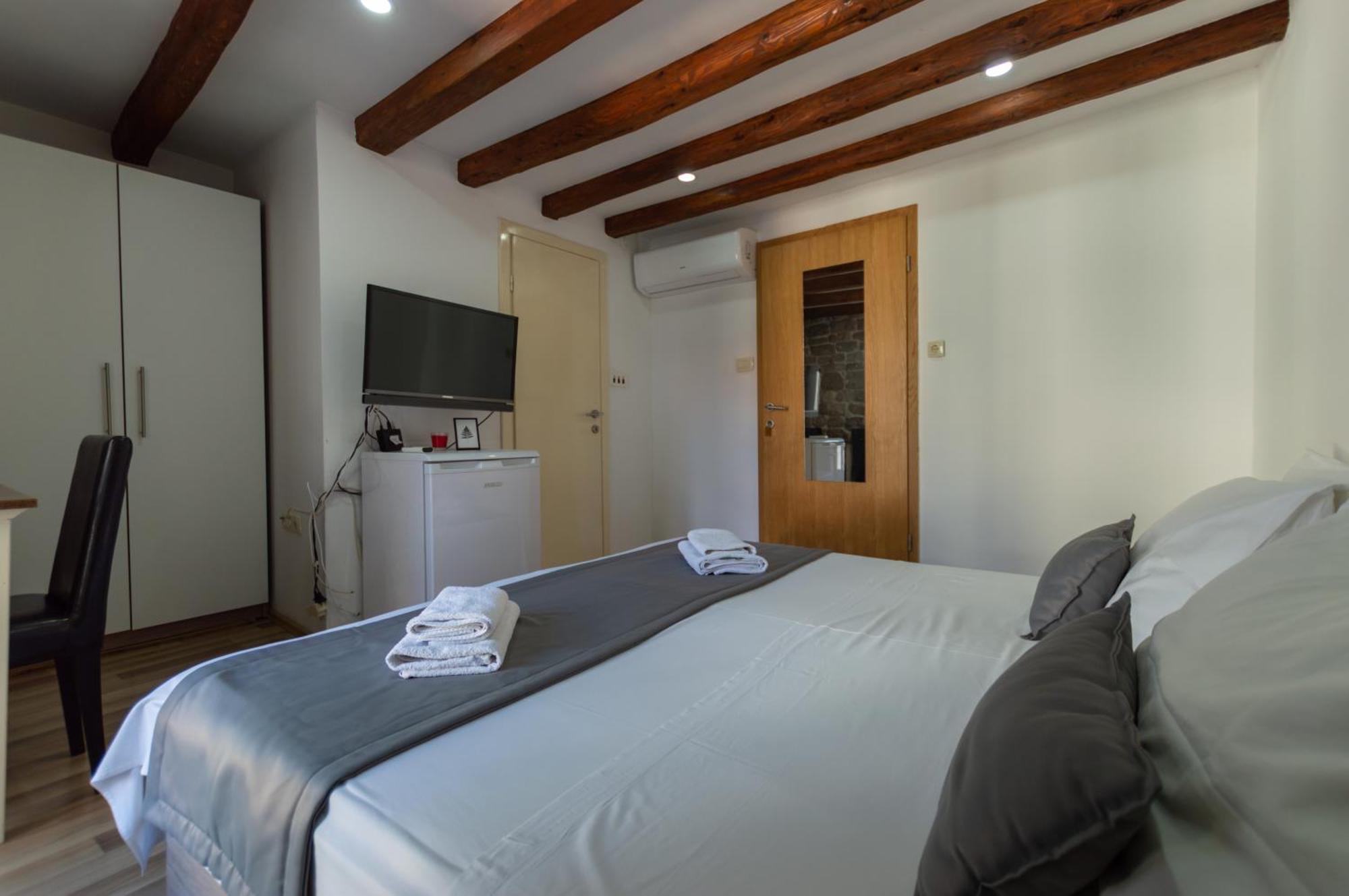 Top Center Gostinjska kuća 3*
