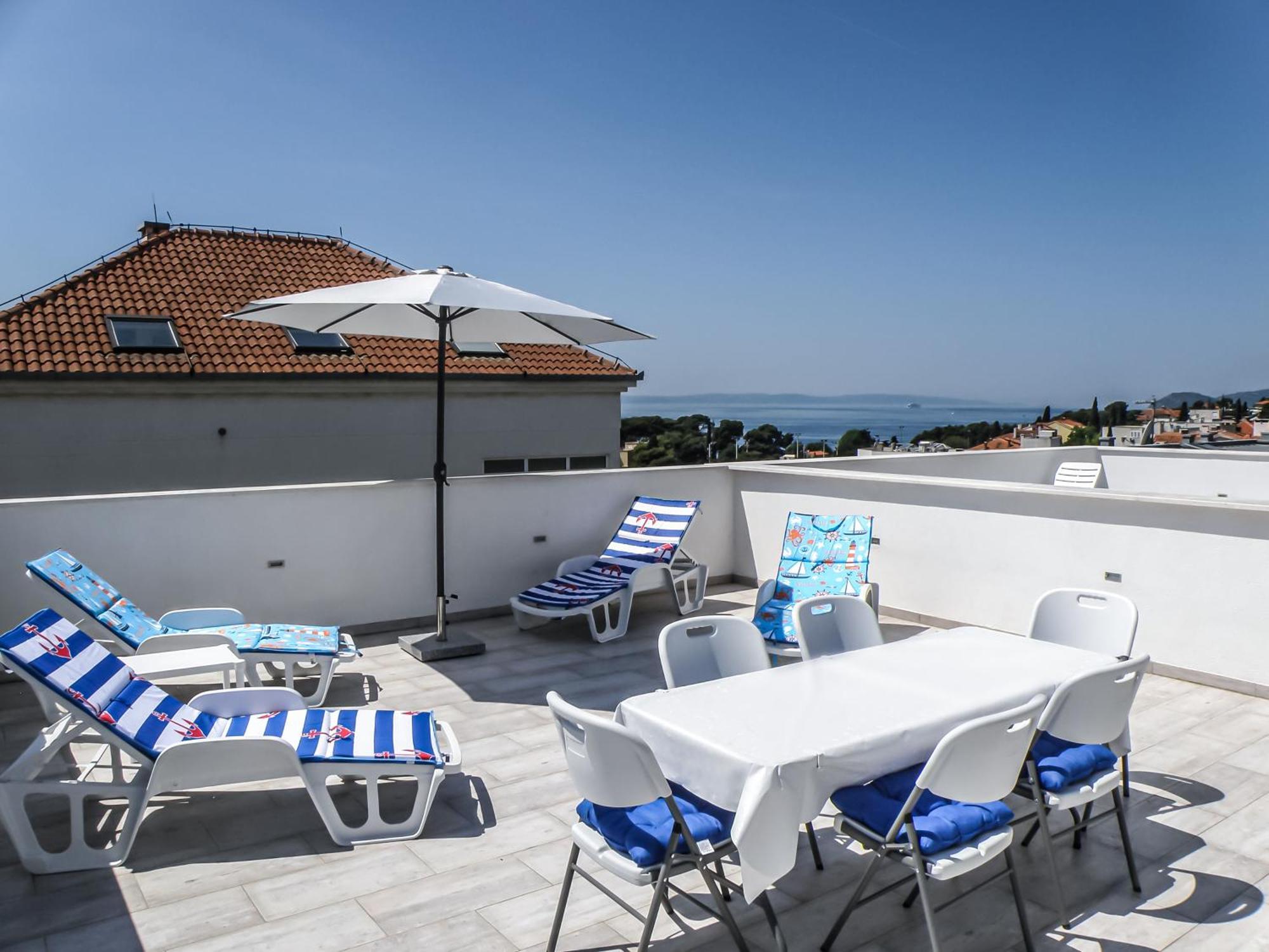 With Terrace And Free Parking - Nearby *
