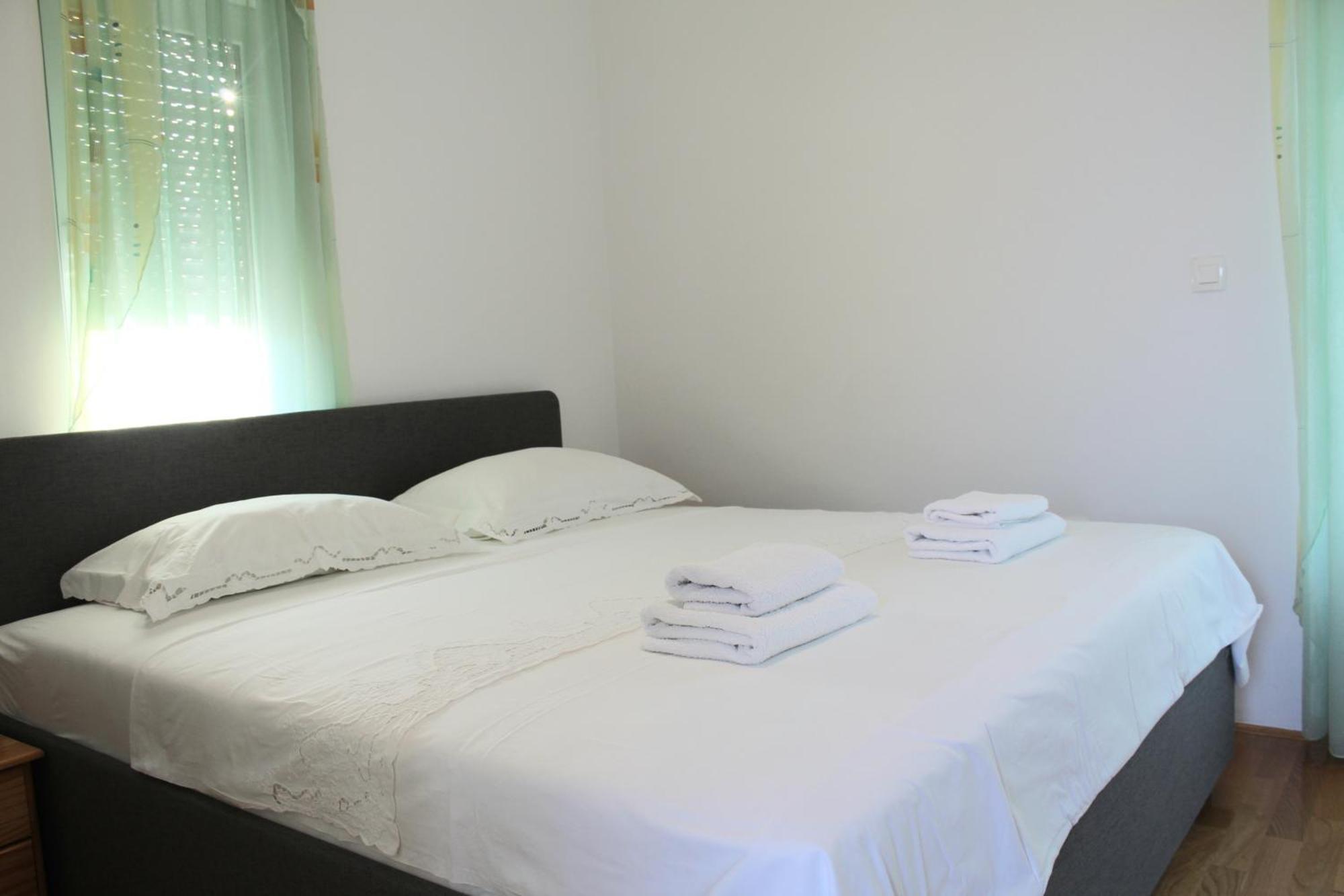 Luxury Maestral - Private Pool Apartment Split