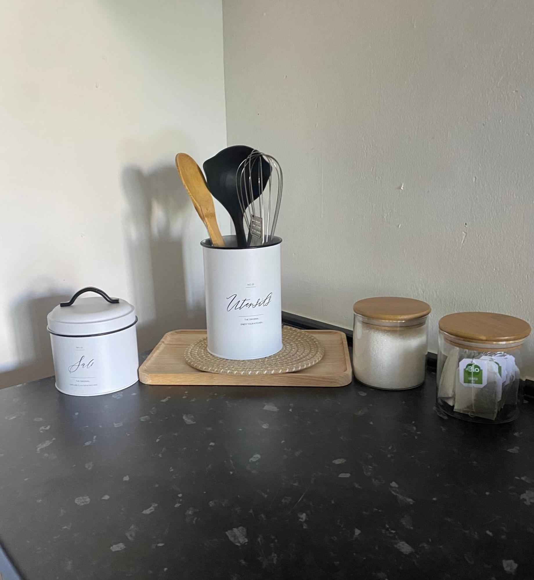 Niko - Self Check - In Apartment