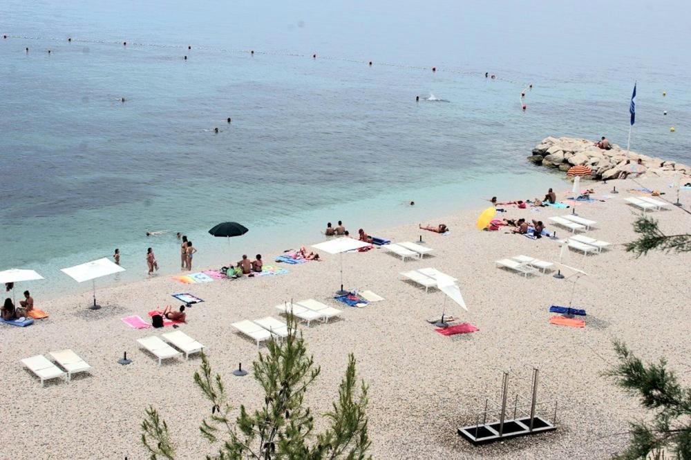 Near Trstenik With Secure Parking