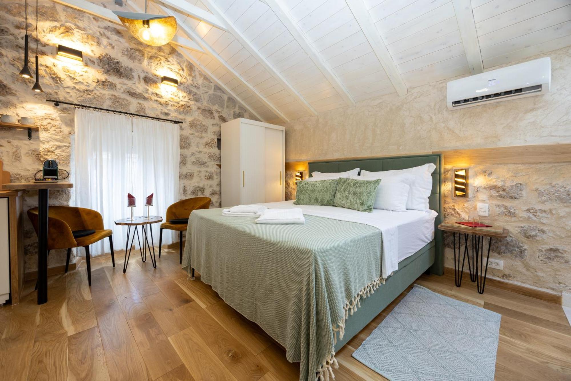 Apartment Kruna Est 2024