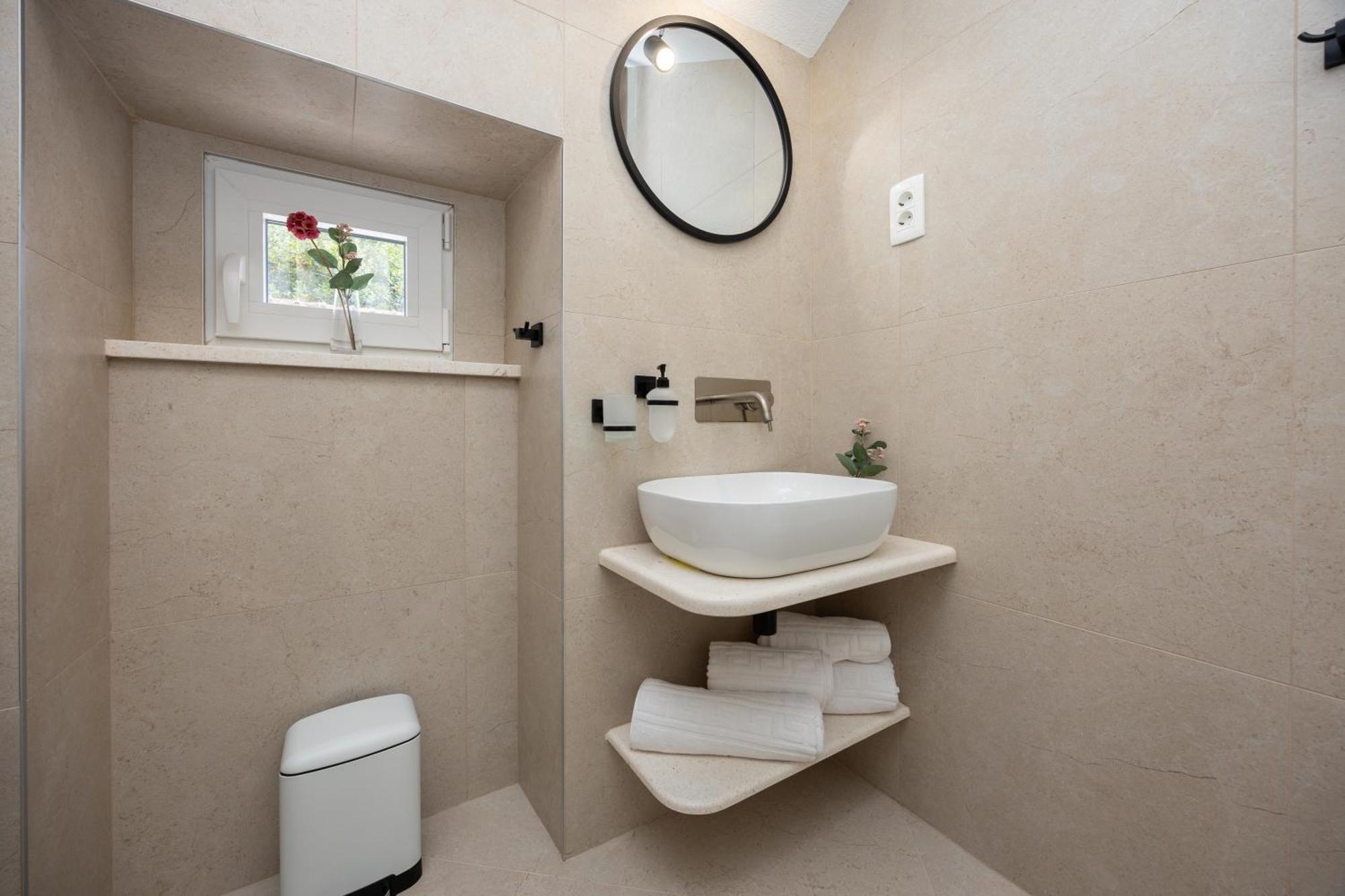 Apartment Kruna Est 2024 *