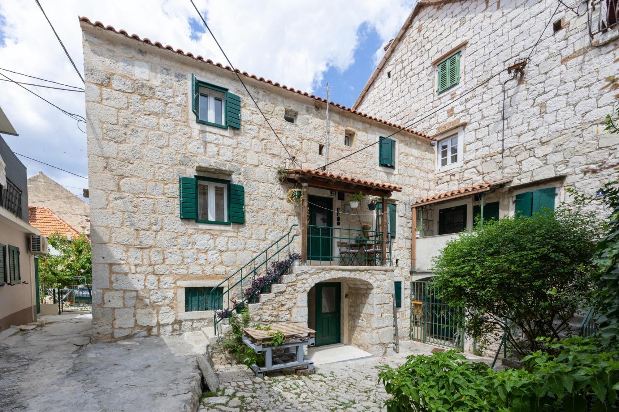 Apartment Kruna Est 2024 *