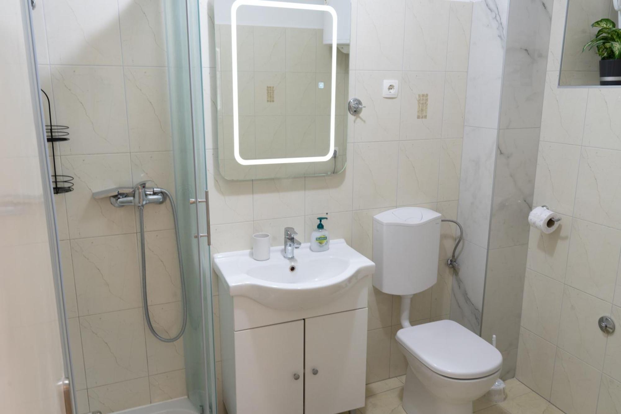 Apartment Beachfront For 4, 30m To Pebble 180m To Sandy Beach, Stobrec With Summer Amenities