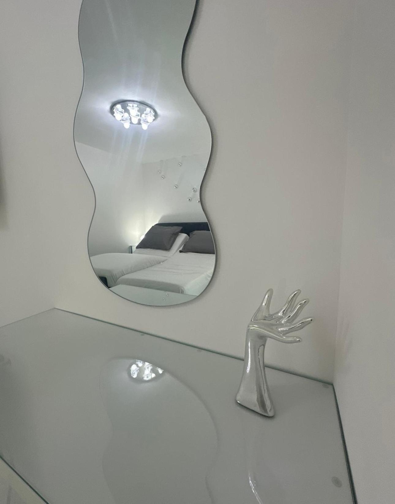 Galaxy - Futuristic Apartment