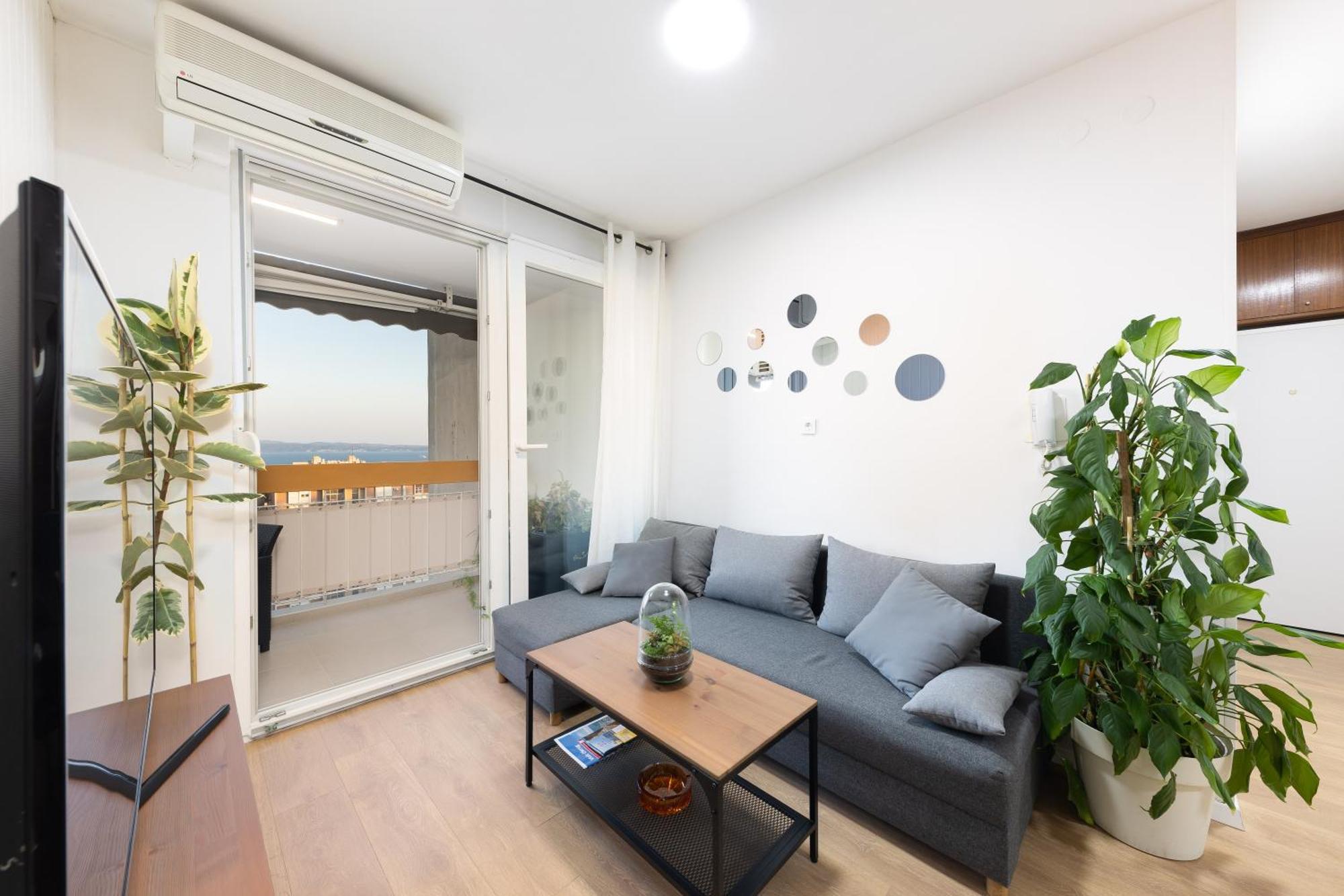 Tranquil Retreat W/ Balcony Sea View & Workspace Apartamento *
