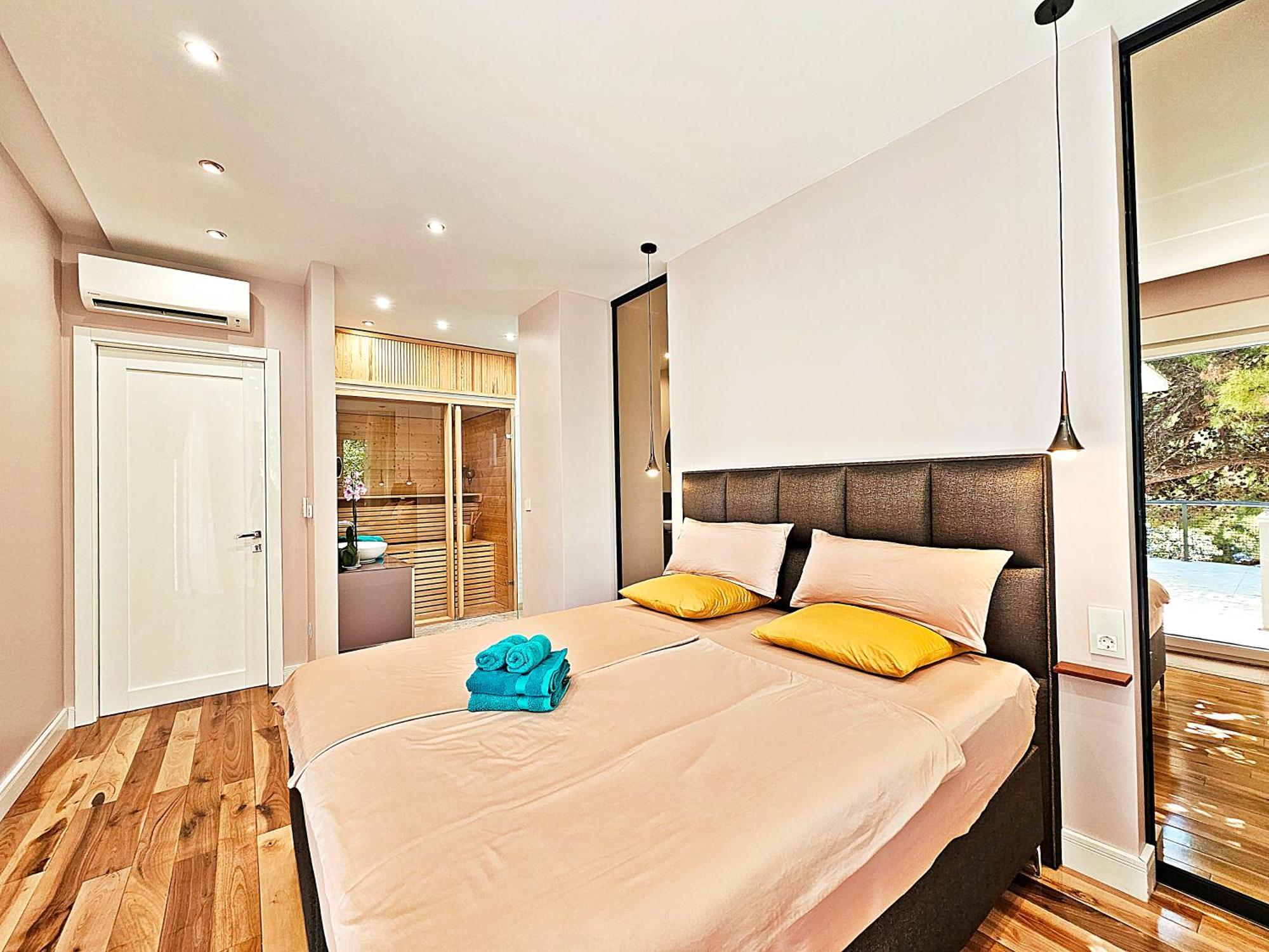 Luxury Seaside House Noble- Location In Town * Split