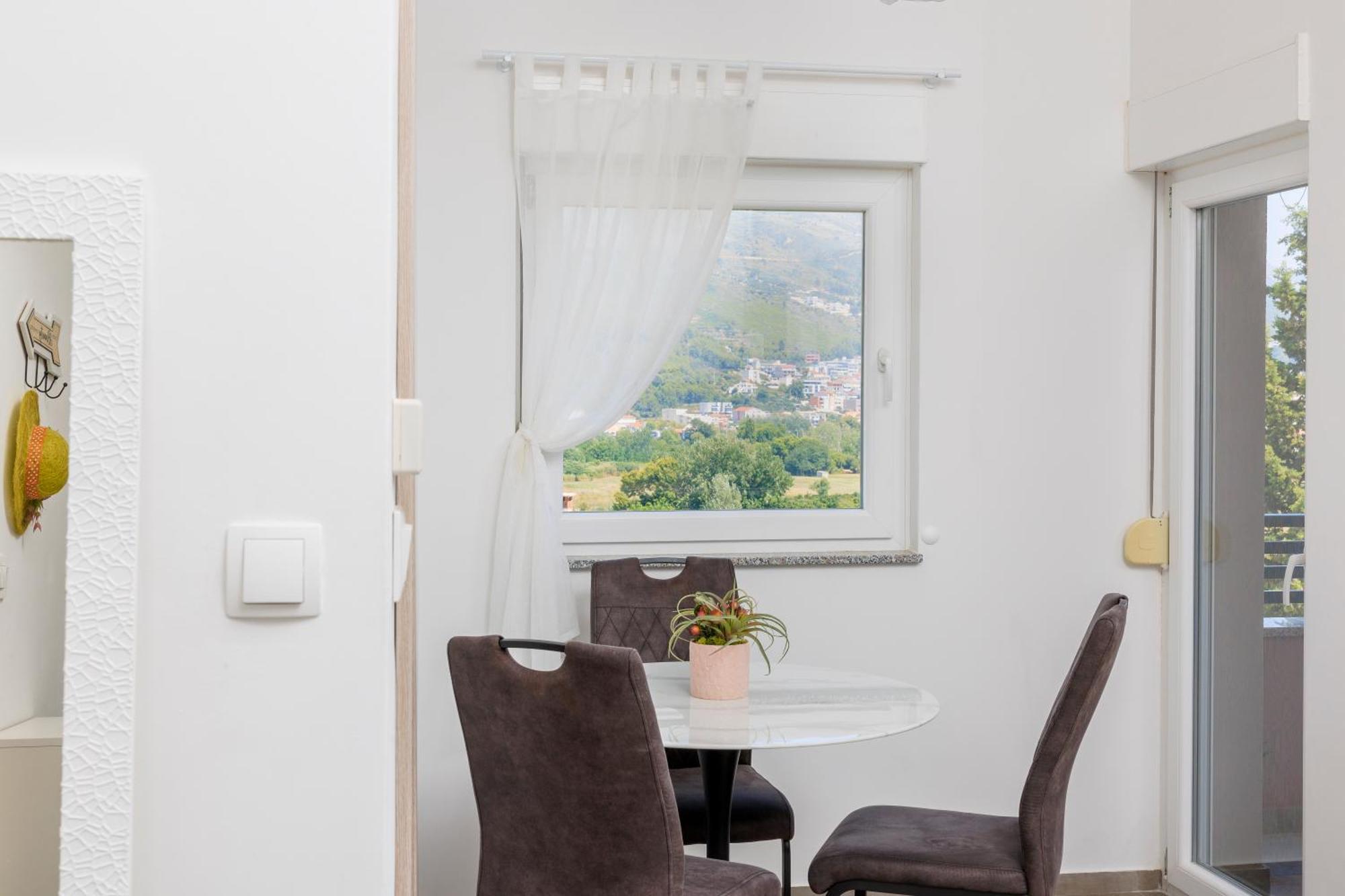 Pinija Apartment Split