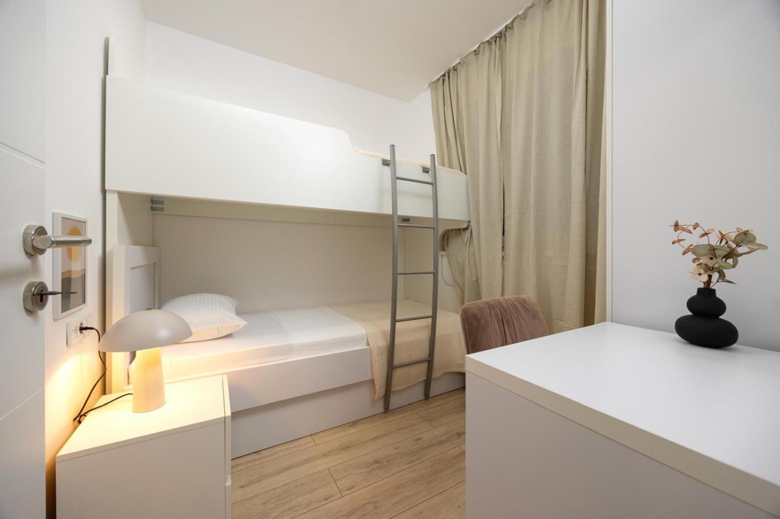 Apartment Tomas Garden Lux Split
