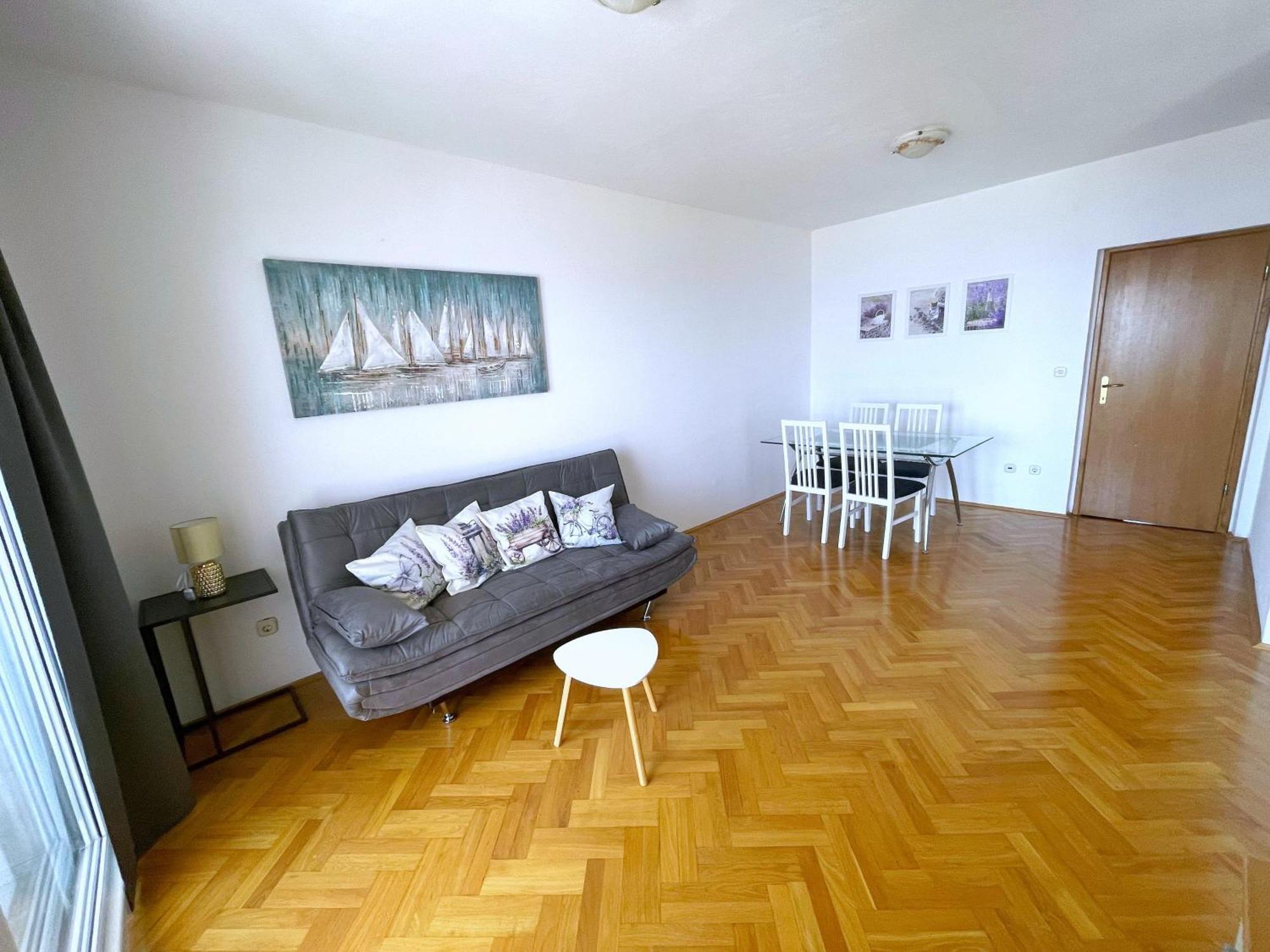Apartment Lo- Sunny Sea View Split