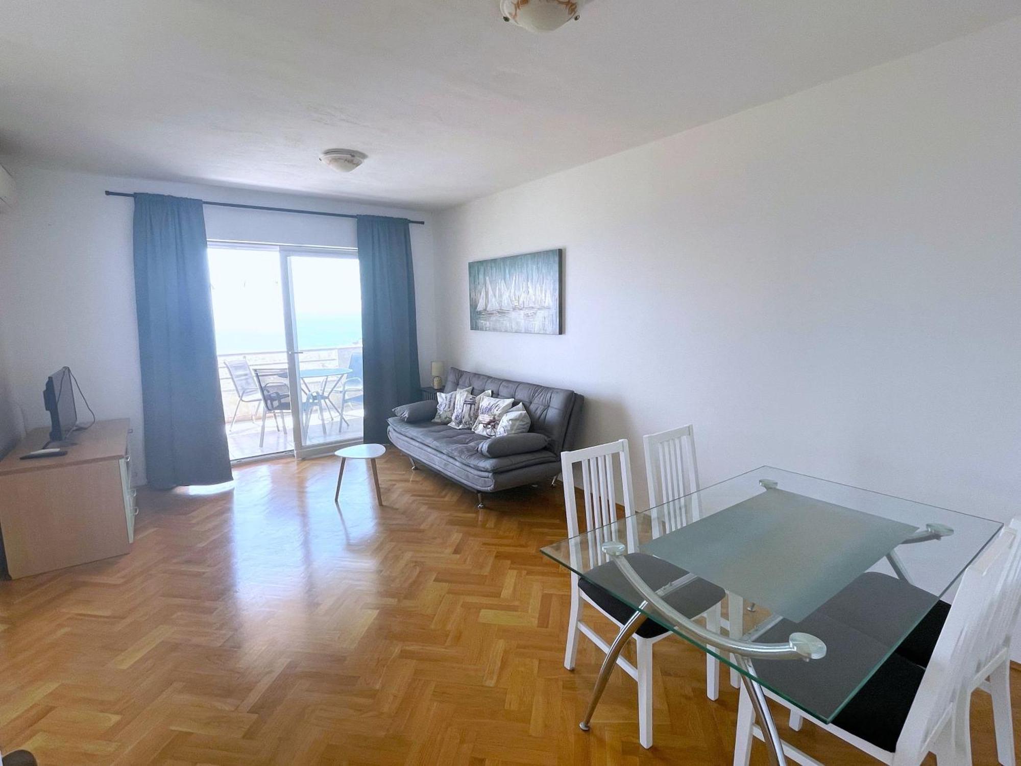 Lo- Sunny Sea View Apartment *