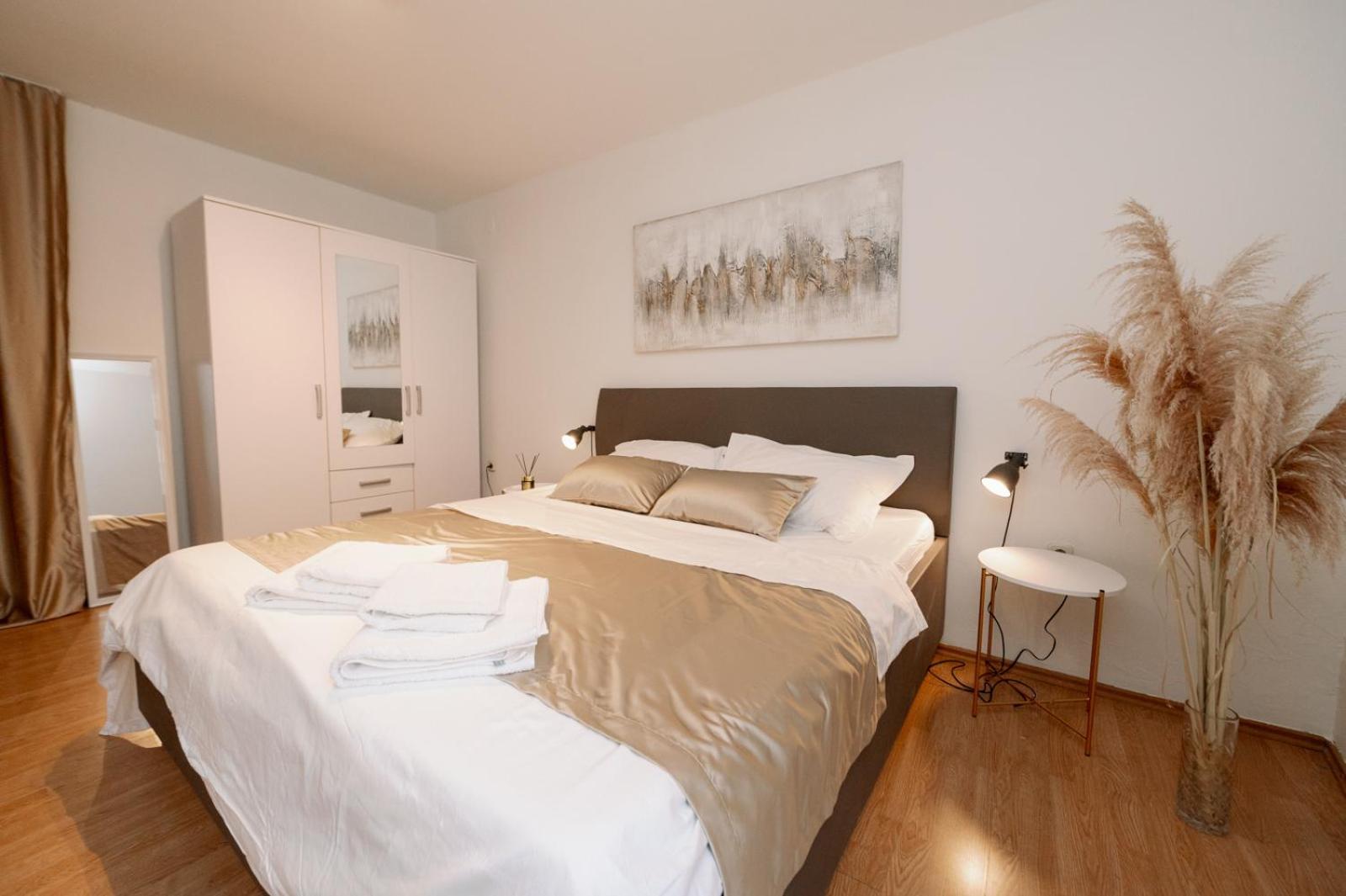Apartment Luxury Centre & *