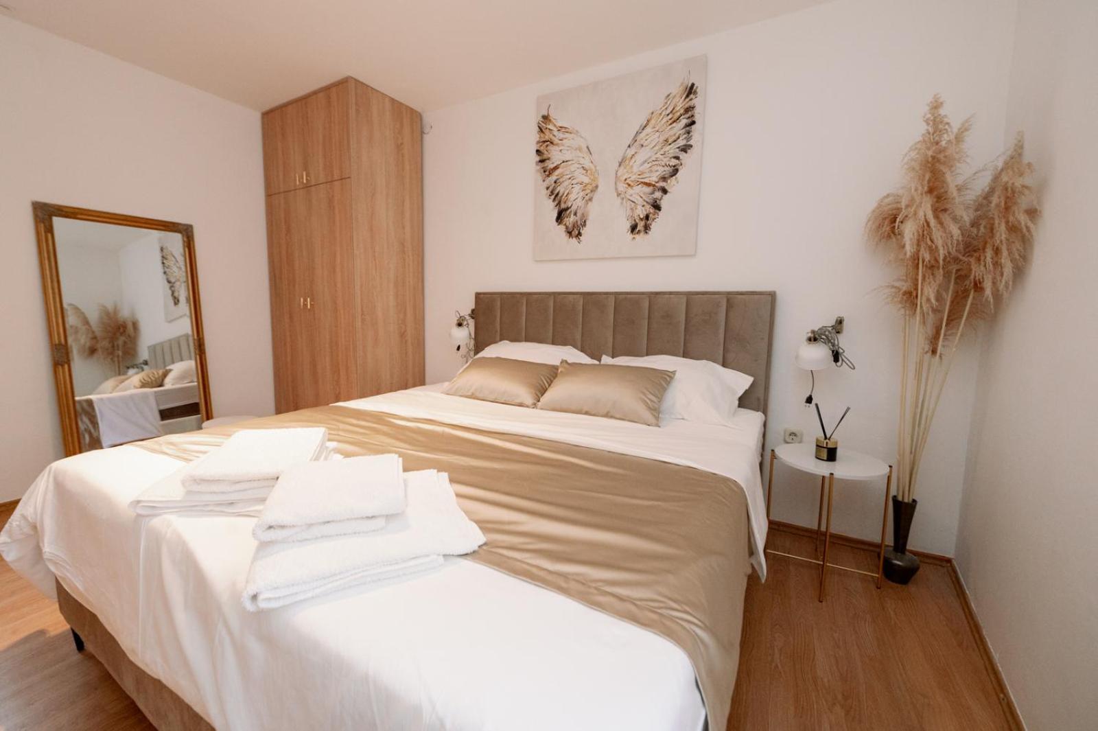Apartment Luxury Centre &