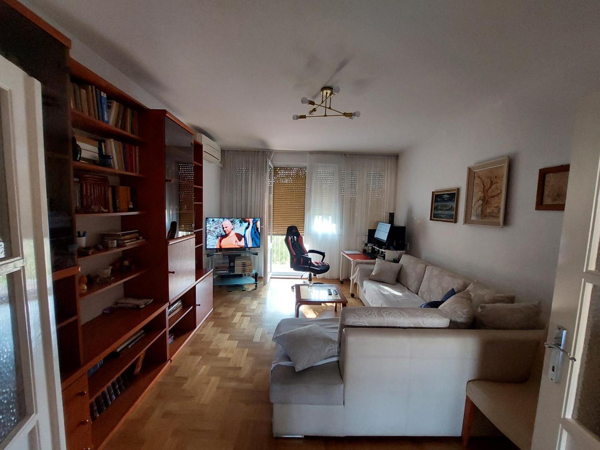 Apartment Jela