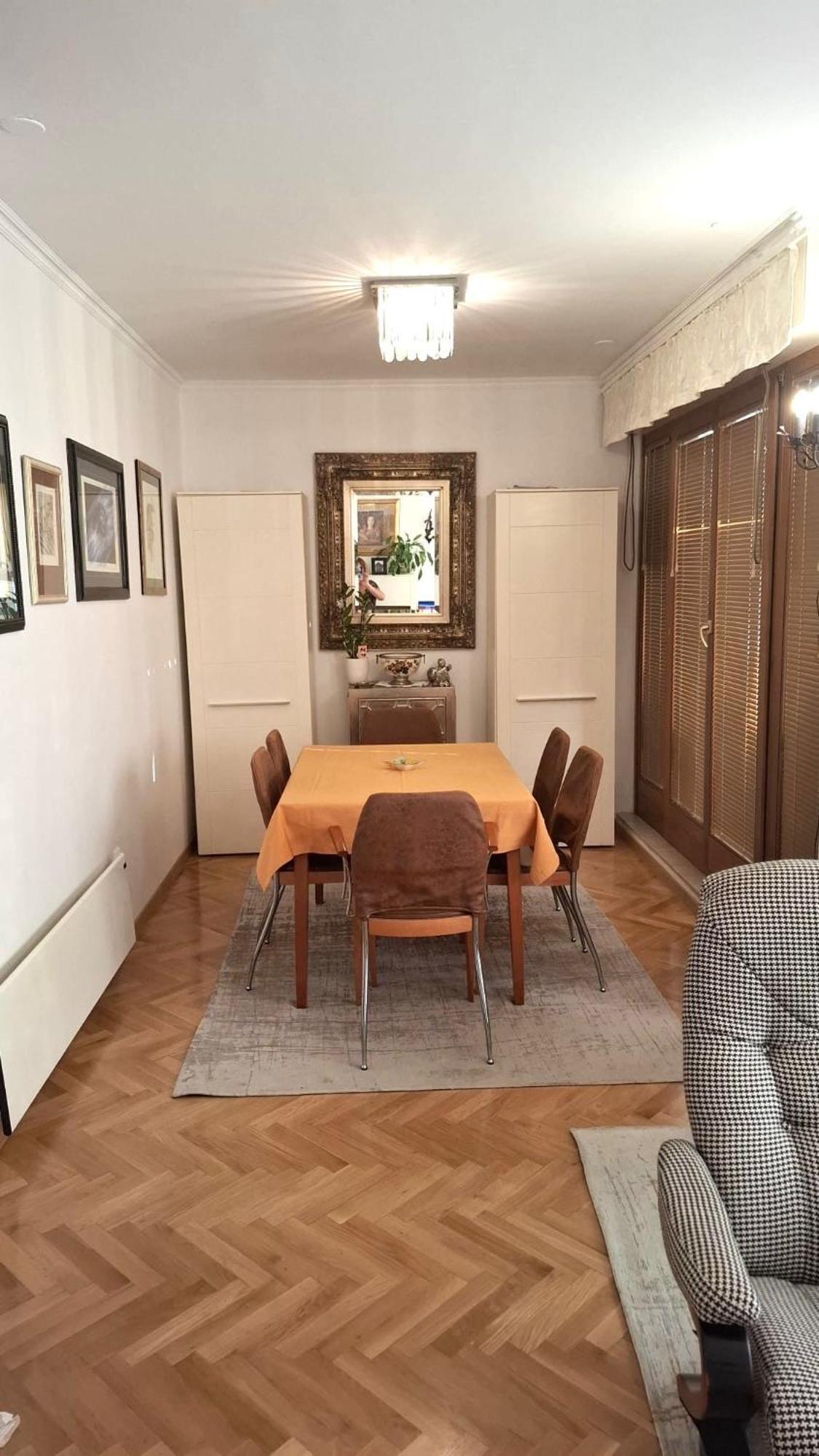 Bizzbuzz Apartment *