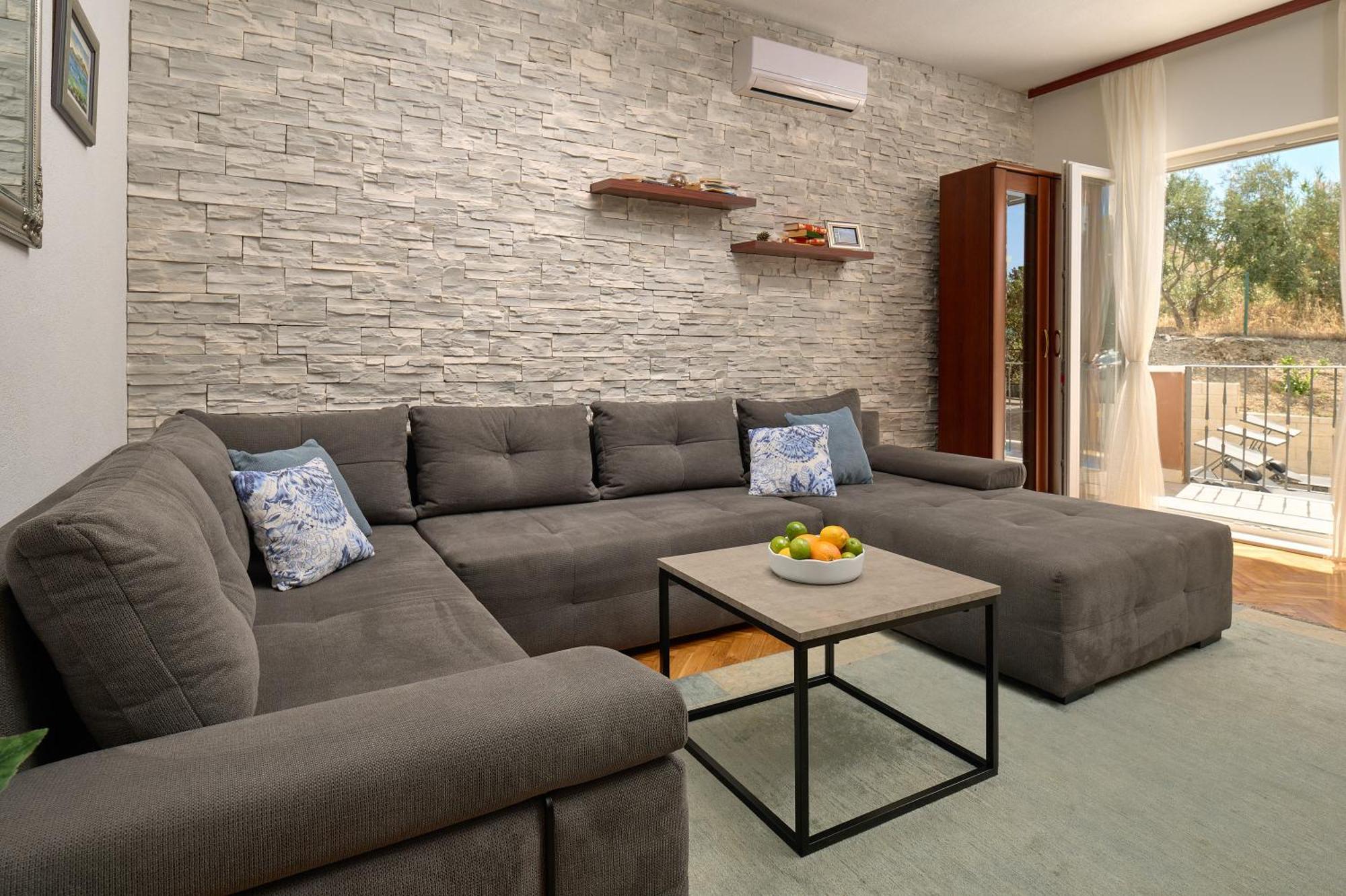 Lovli Apartment