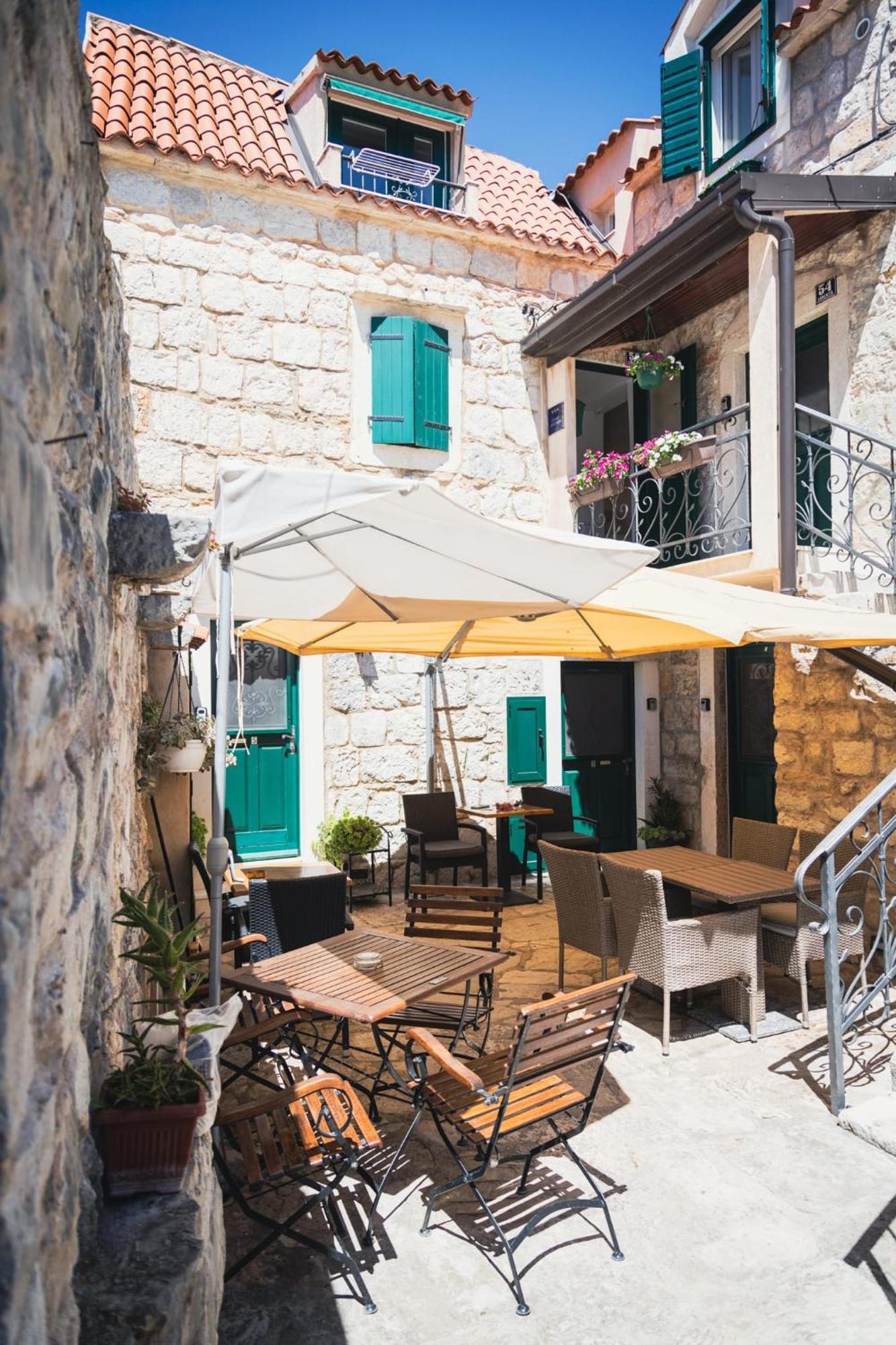 Apartments & Room Kartolina Split
