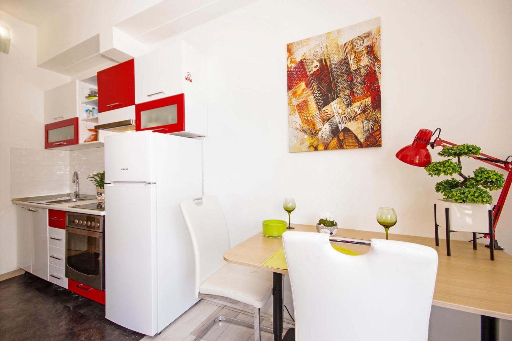 Holiday House