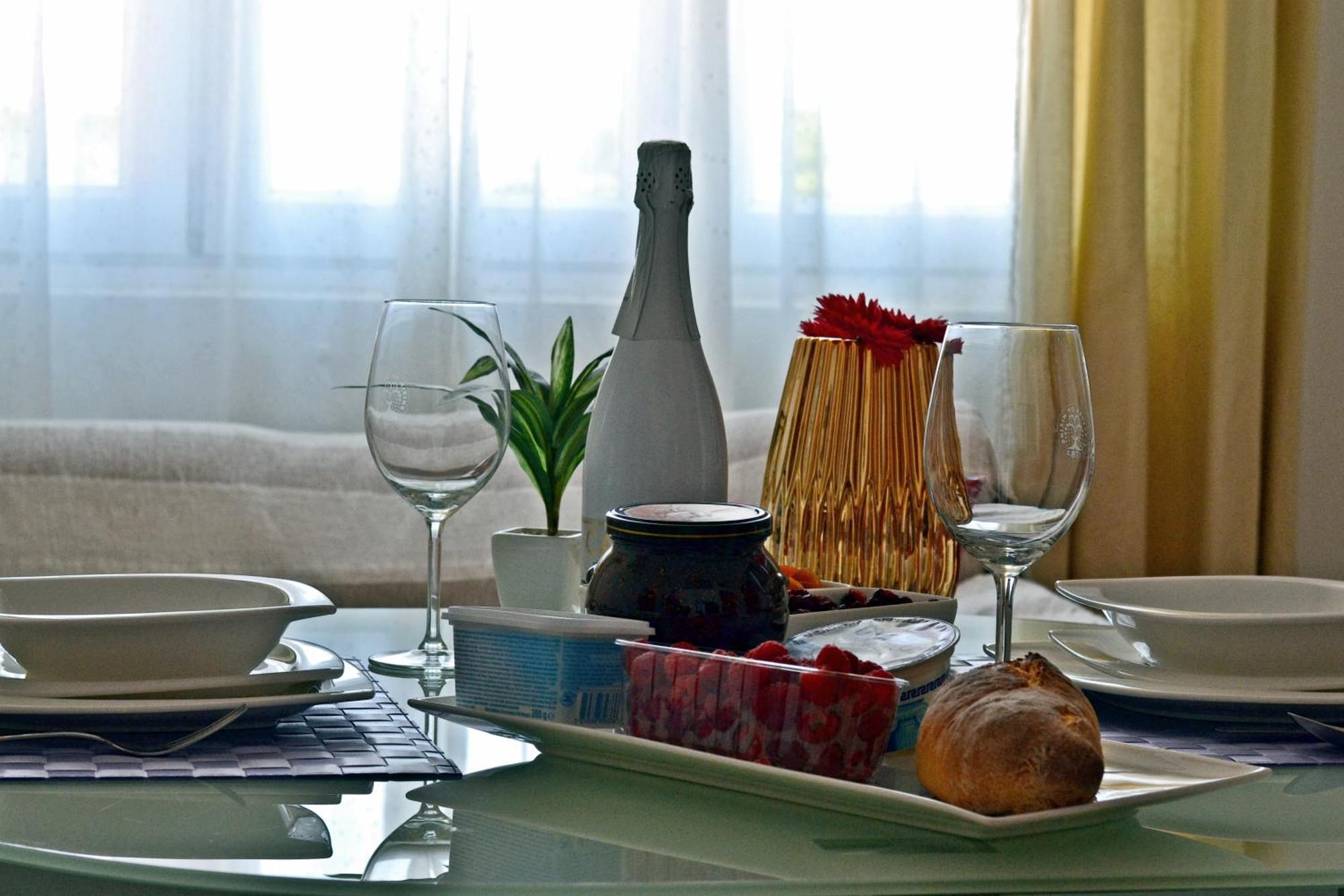 Holiday House *