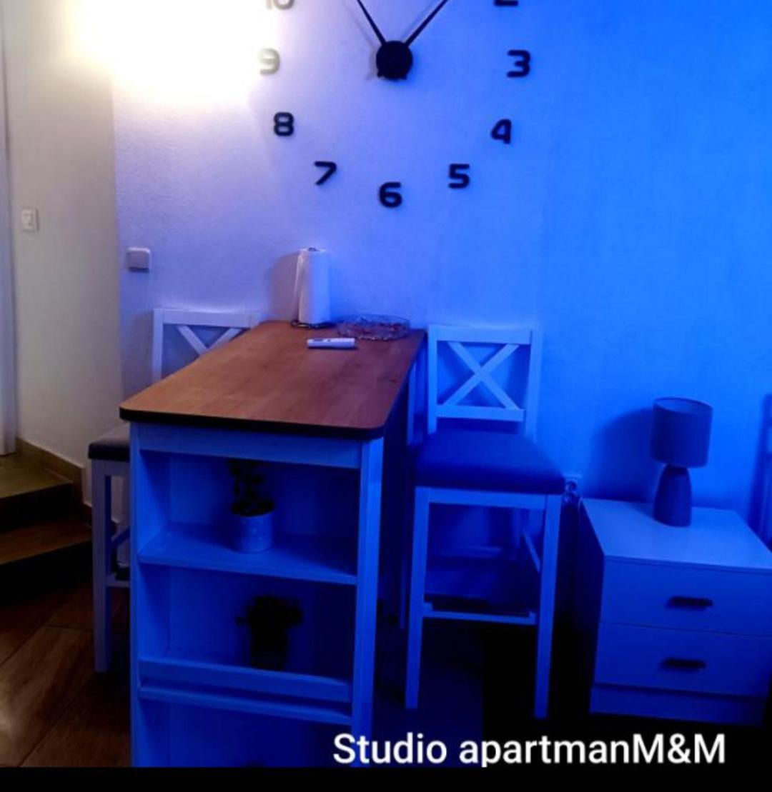 M&m Apartment Split