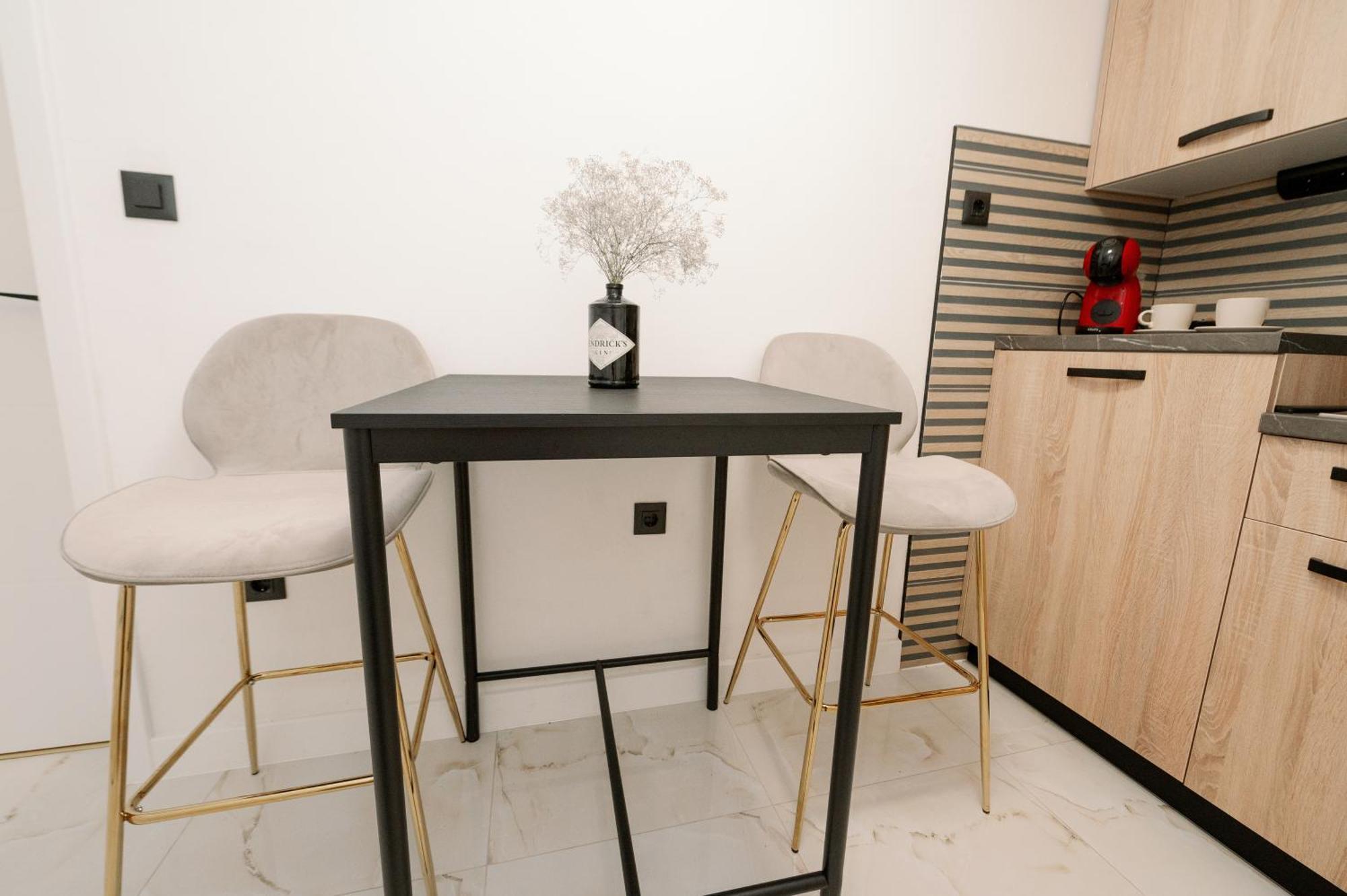 Luxury Centre & Apartment Split
