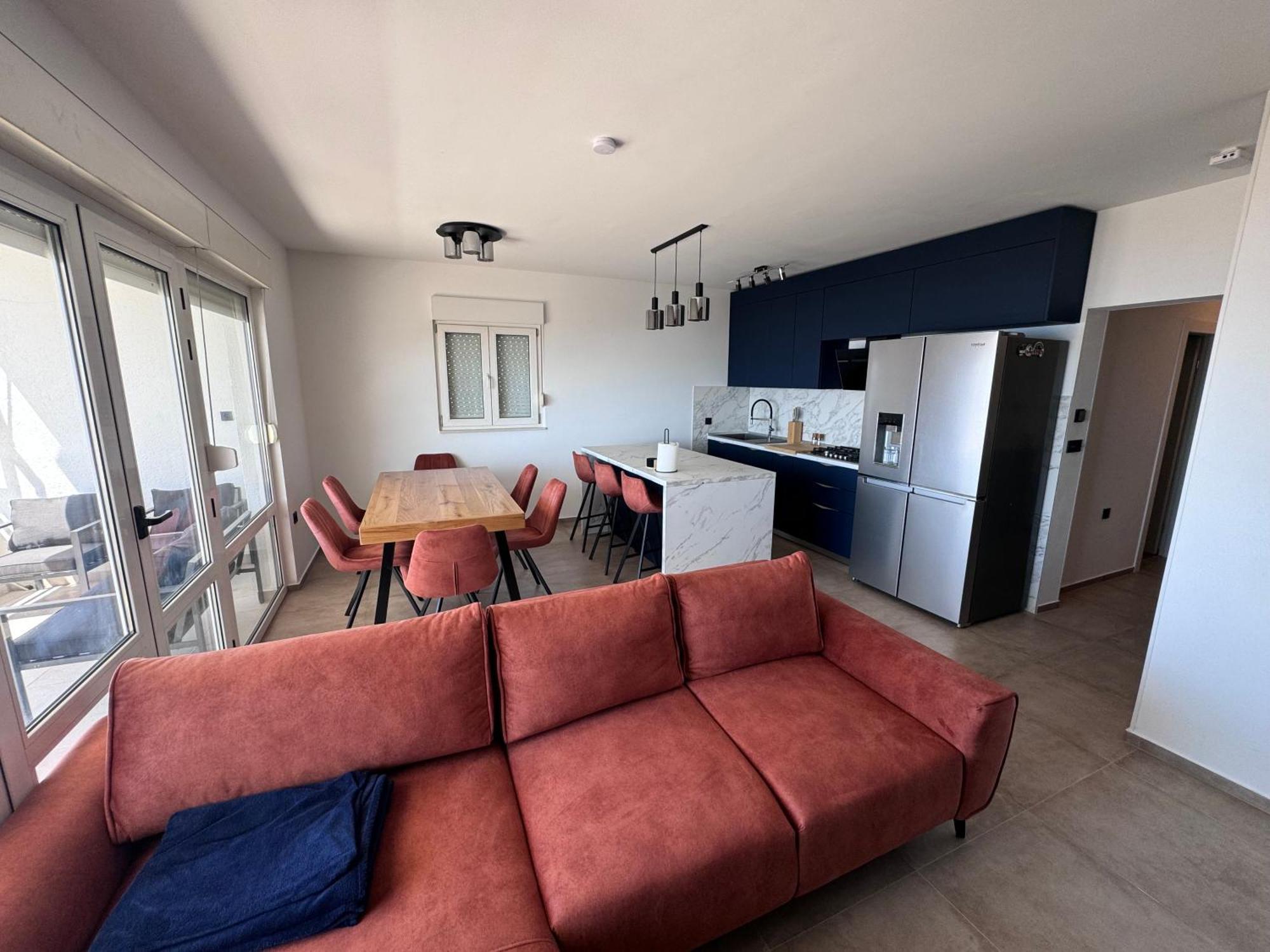 Apartment Chill Blue -