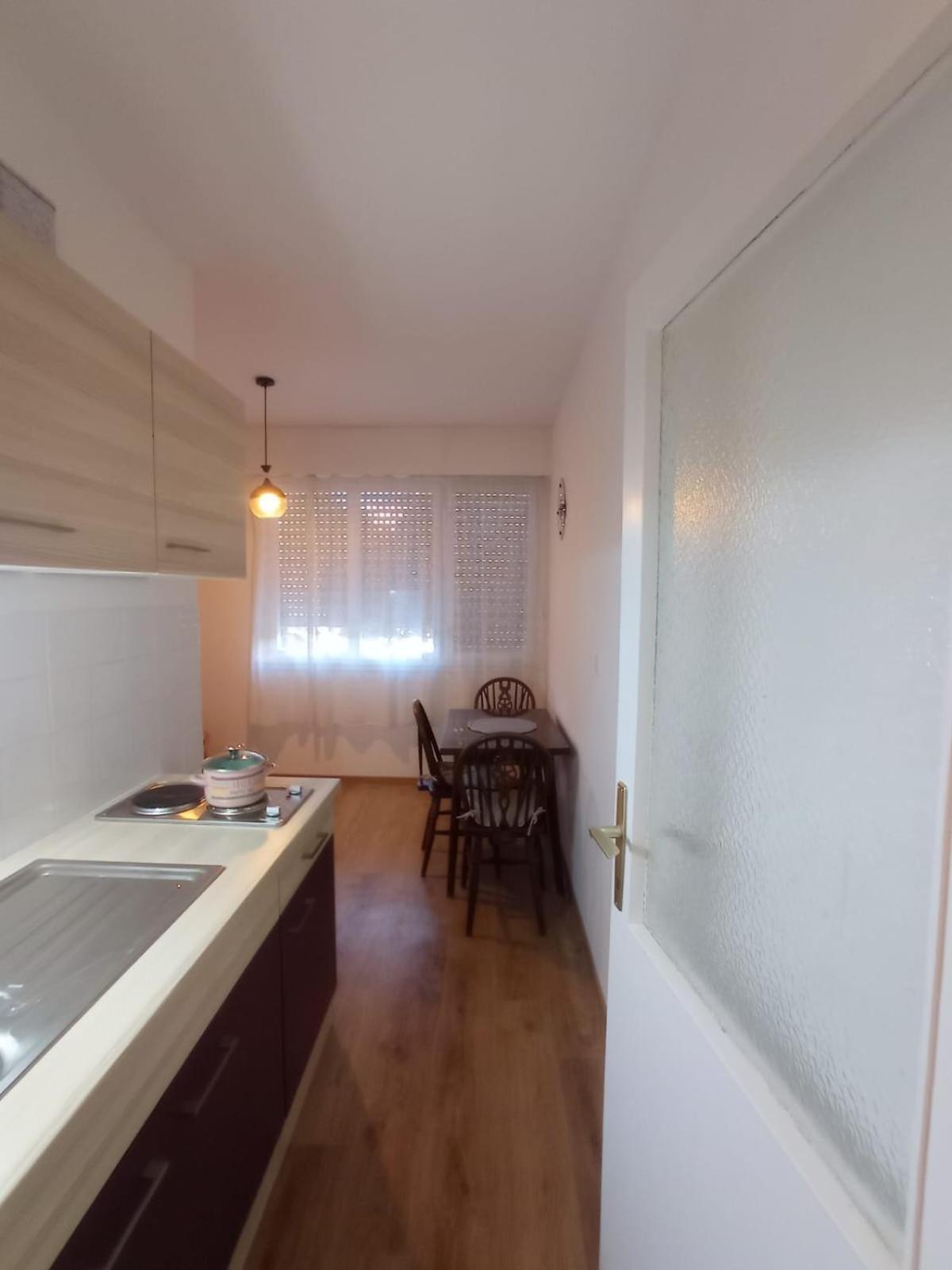 Apartment Tesla *