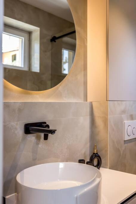 Hedonist Apartman *