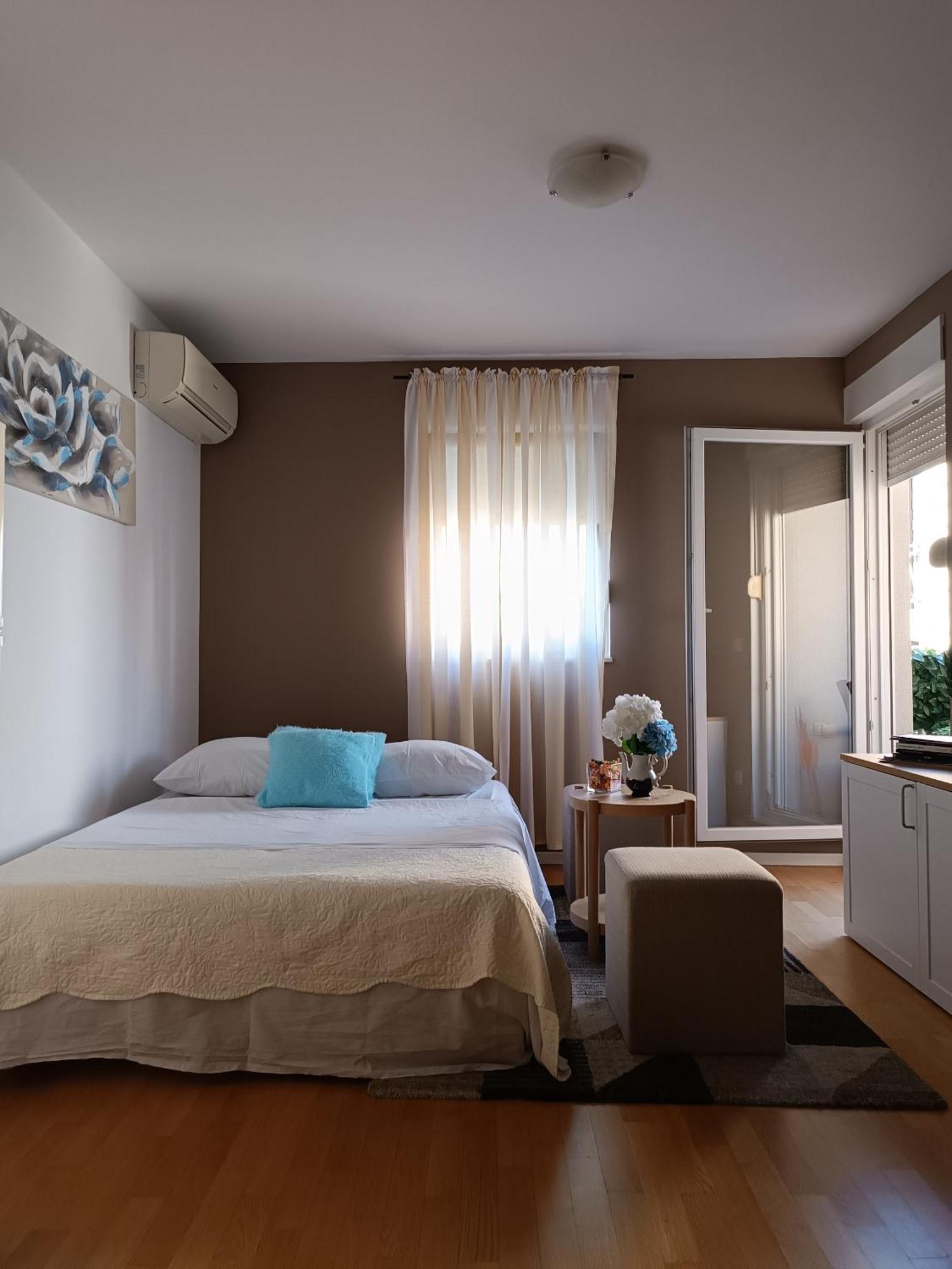 Appartement With Wifi - 12072