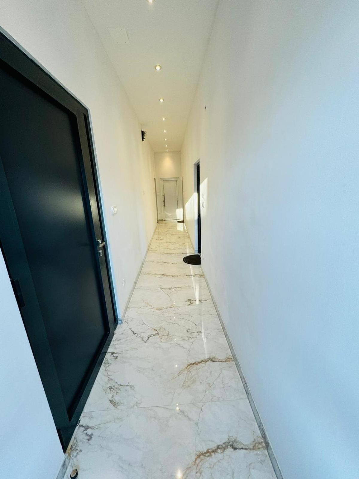 Exclusive Comfort With Balconies Apartman