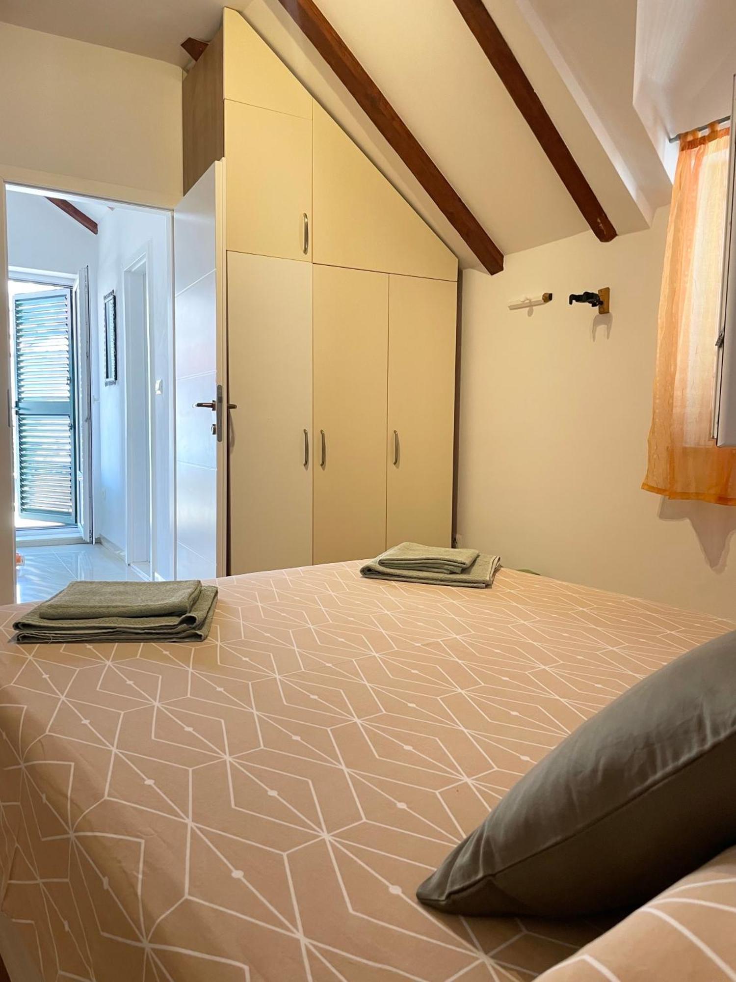 Tara Villa Split