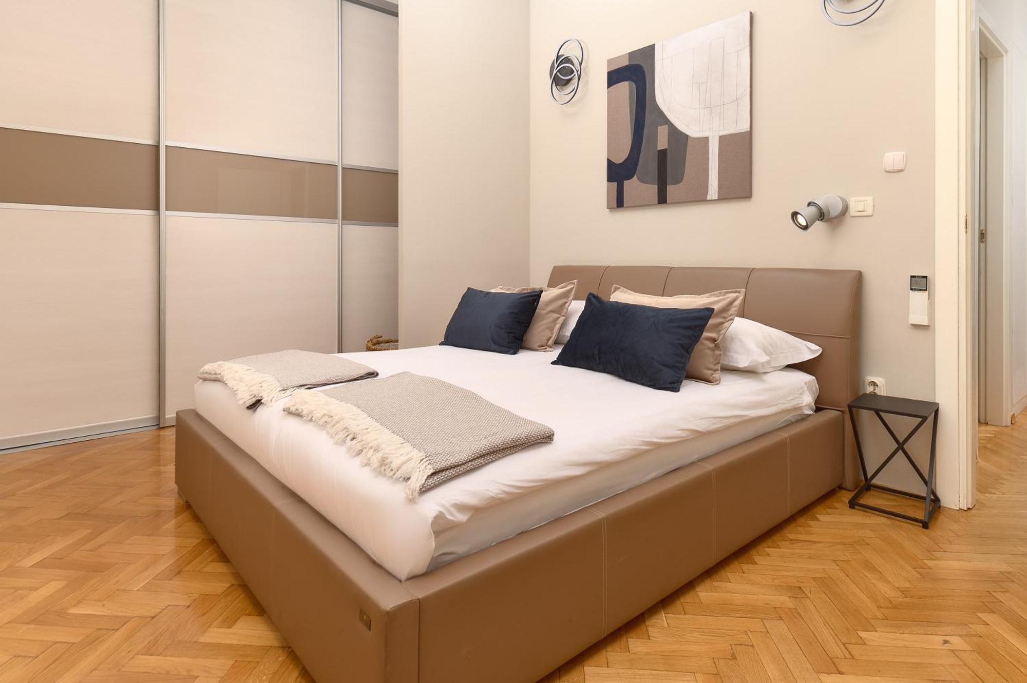 Royal 4* Split