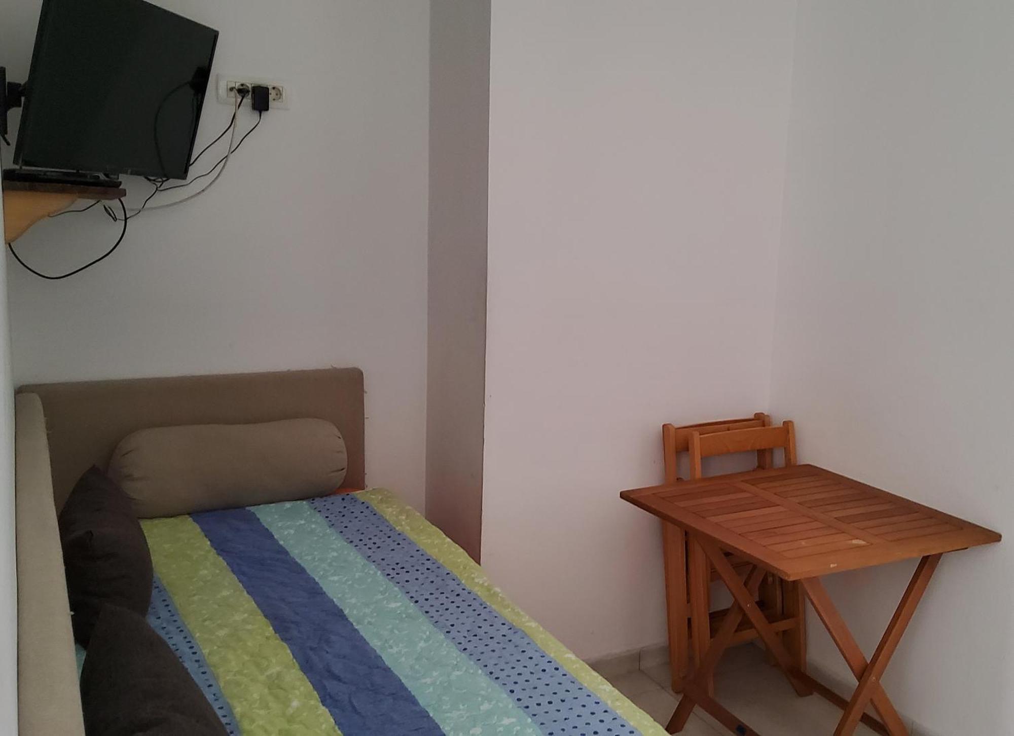 Apartamento Holidays Budget 12 *