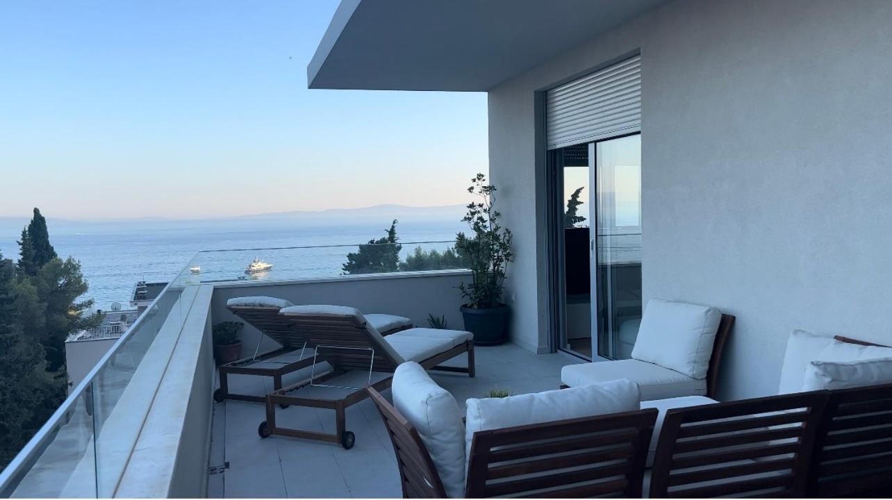 Splendid View *