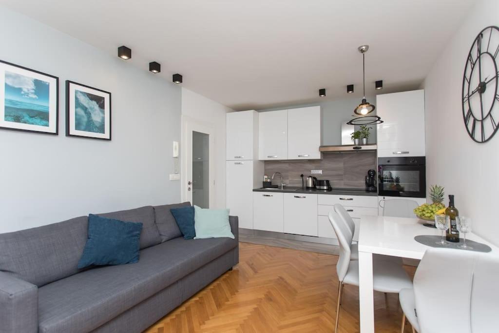 Apartment U Petree *