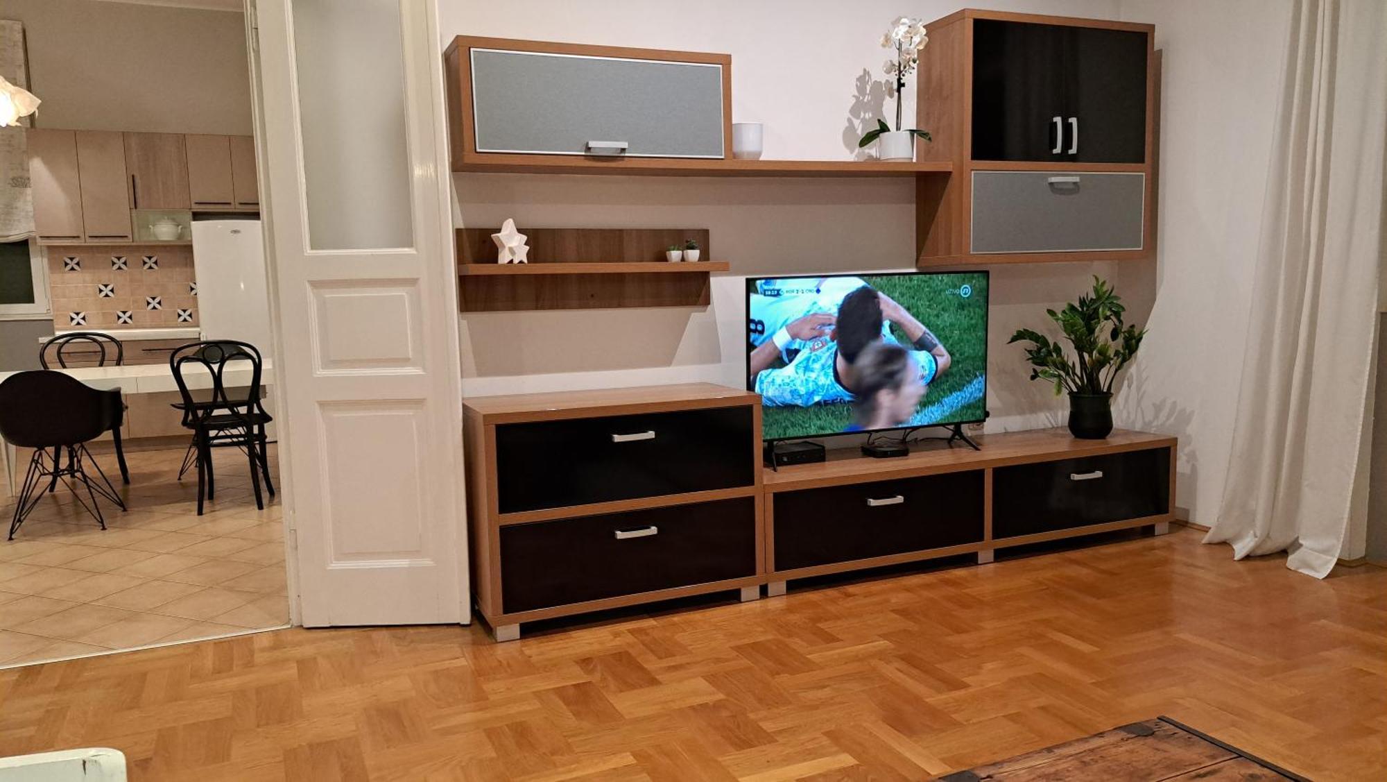 Apartment Reful