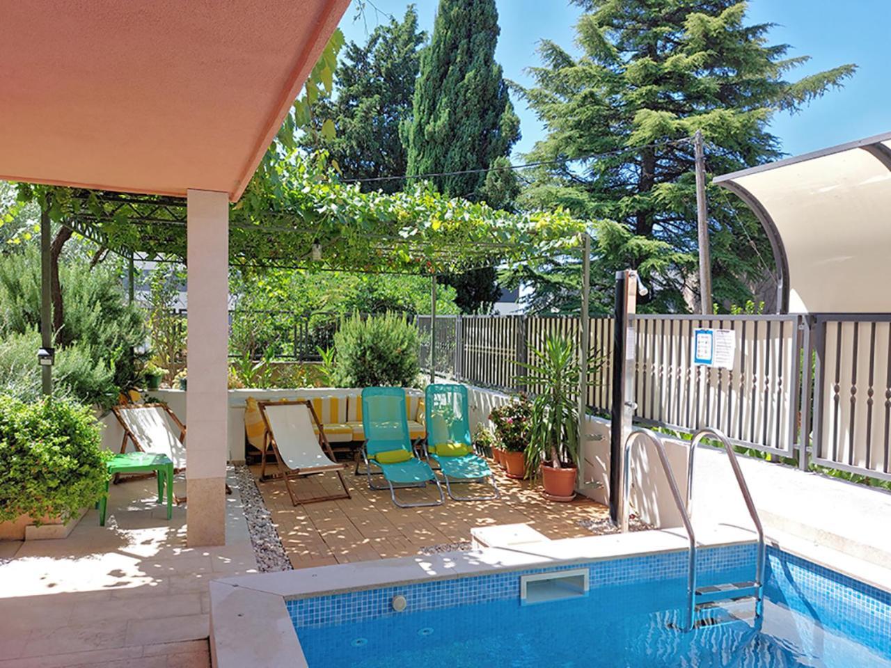 Apartamento Poolside Paradise - A Hidden Gem In Split *