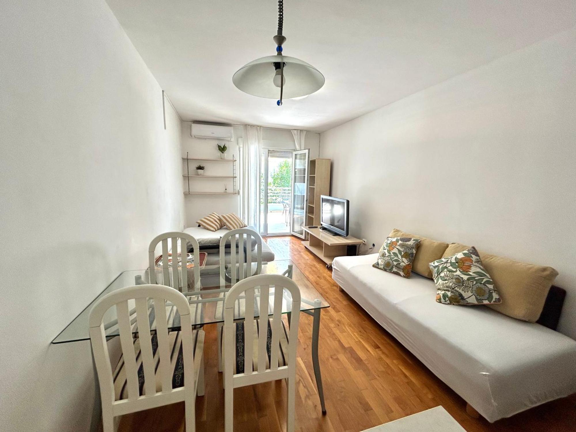 Apartment Summertime