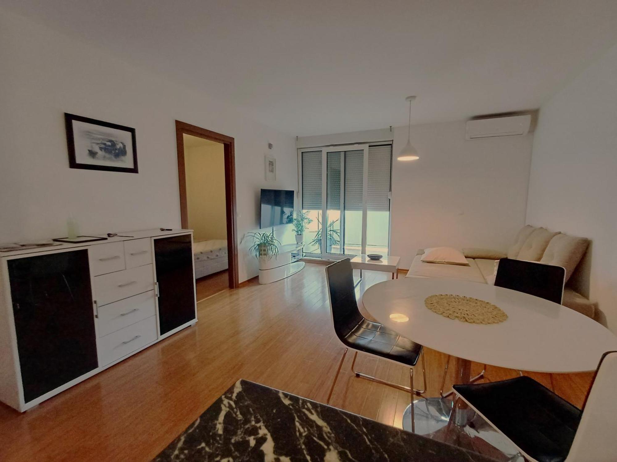 Apartment Sara