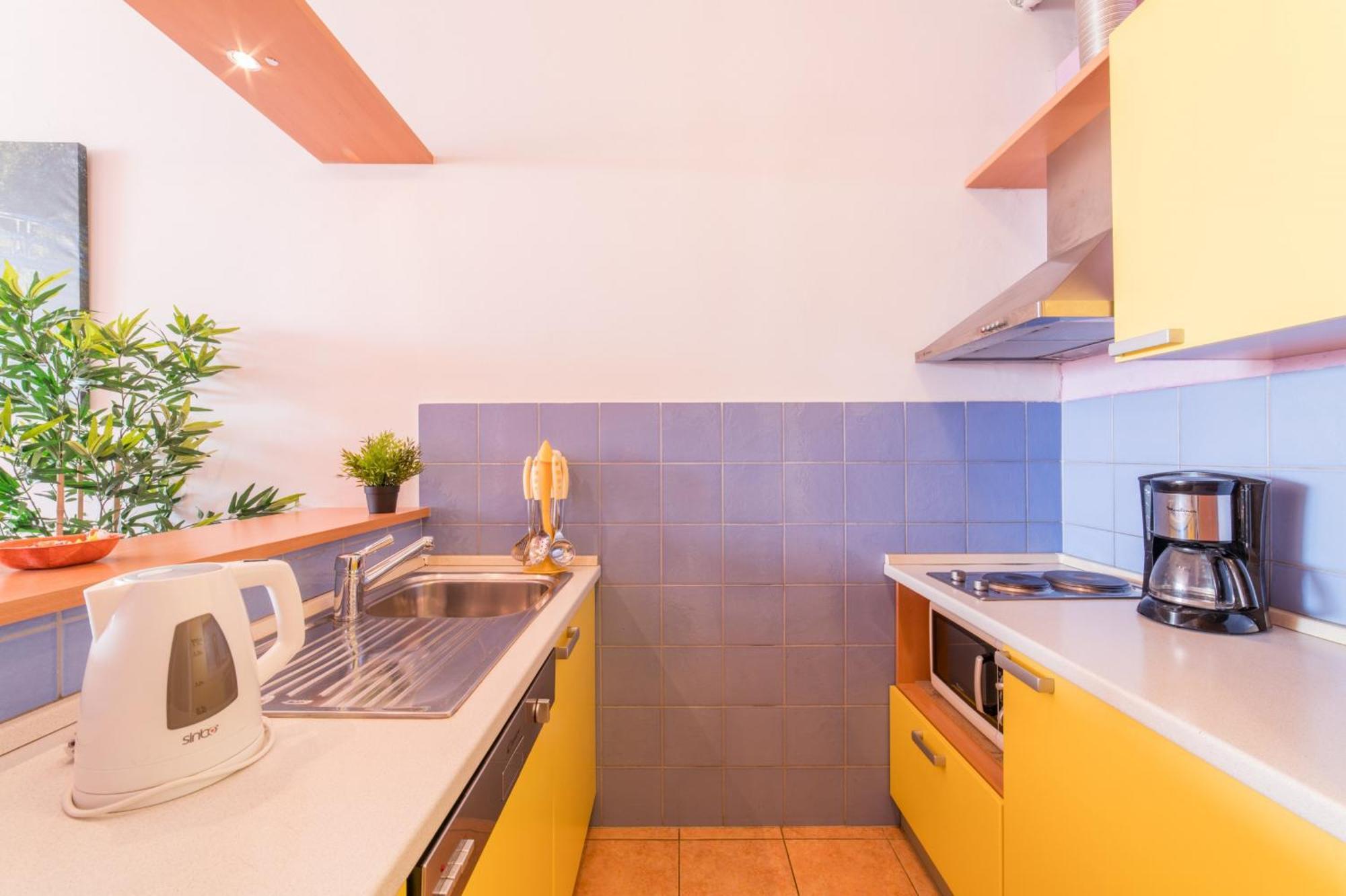 M Studio Apartman *