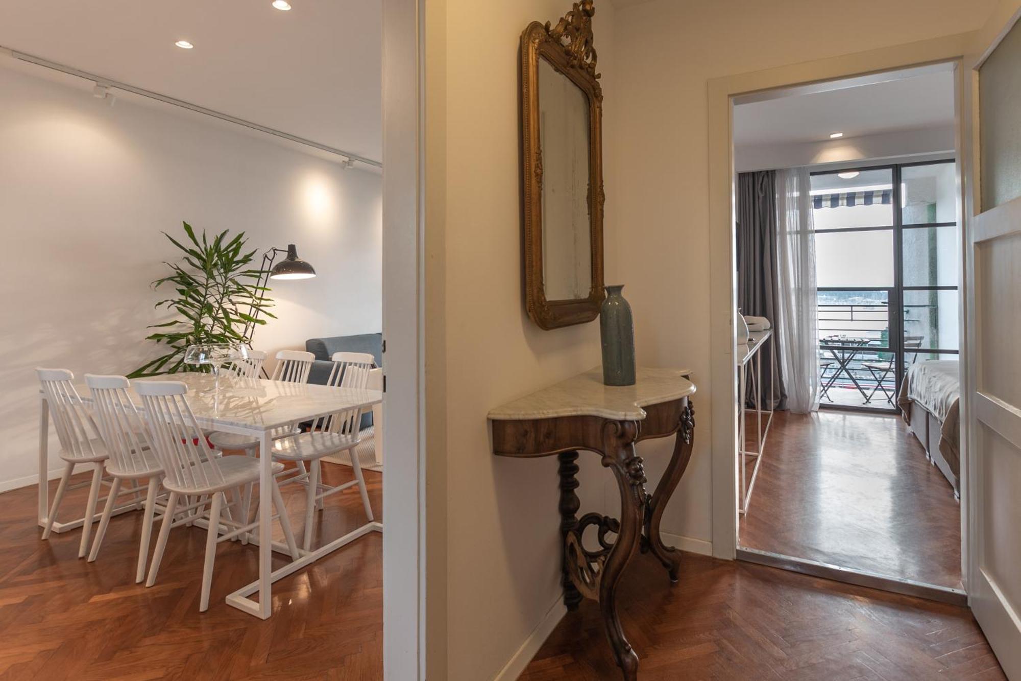 Bregos Superior - Unique Design 3-br - Unbelievable Panoramic View Of - Walking Distance From Unesco Palace And Bacvice - Free Parking - Buralux Split