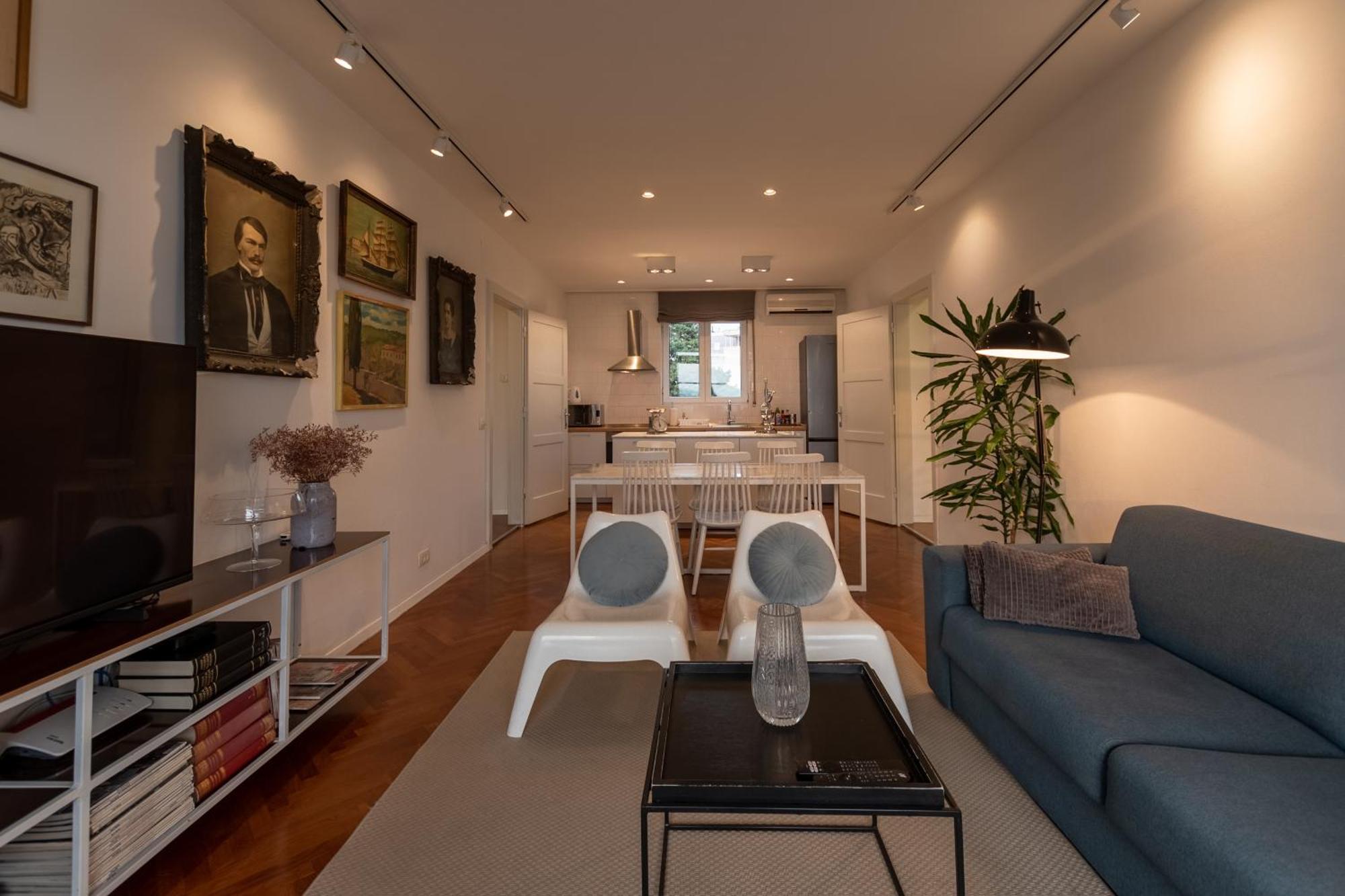 Bregos Superior - Unique Design 3-br - Unbelievable Panoramic View Of - Walking Distance From Unesco Palace And Bacvice - Free Parking - Buralux *