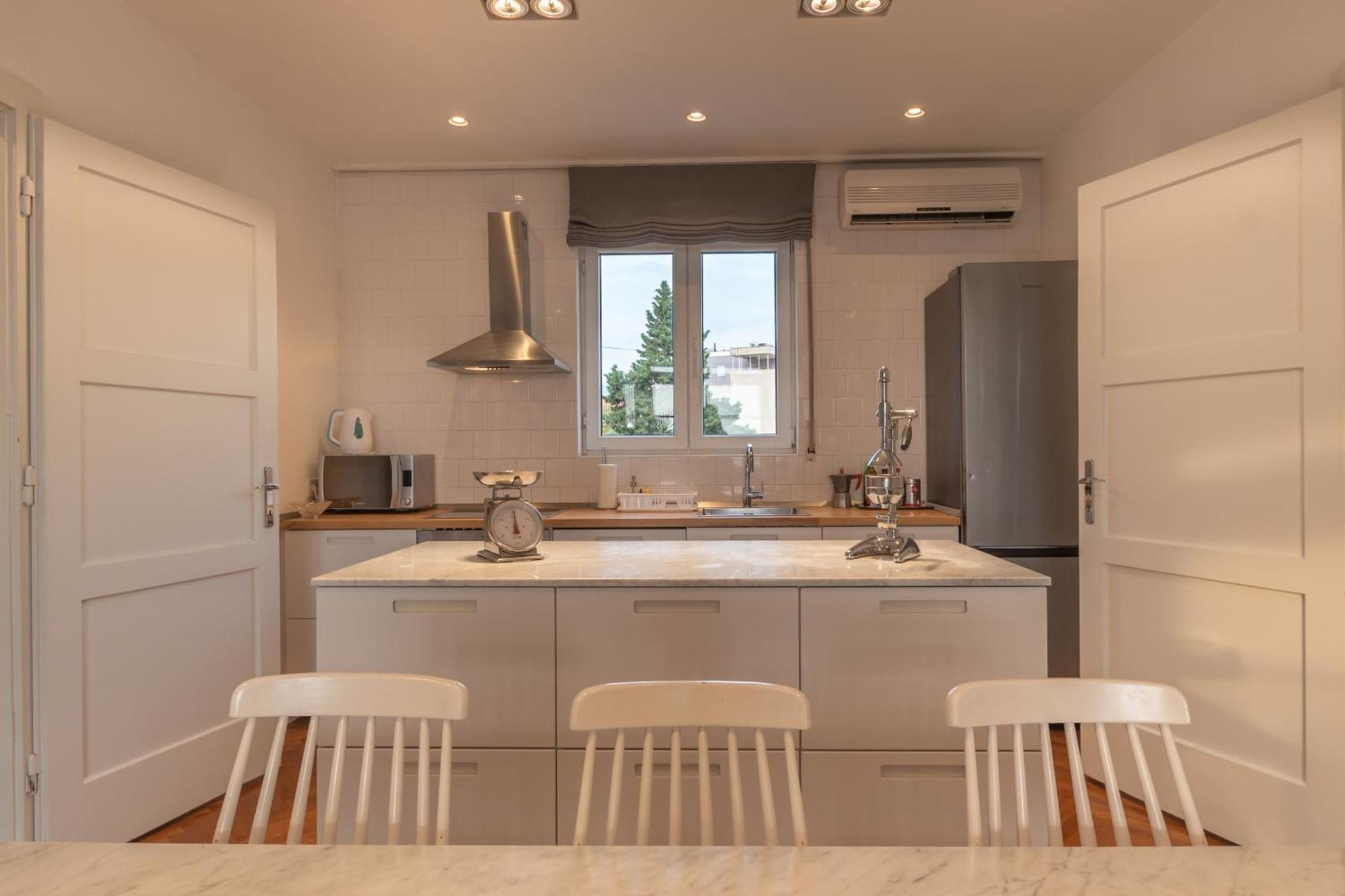 Apartment Bregos Superior - Unique Design 3-br - Unbelievable Panoramic View Of - Walking Distance From Unesco Palace And Bacvice - Free Parking - Buralux Split