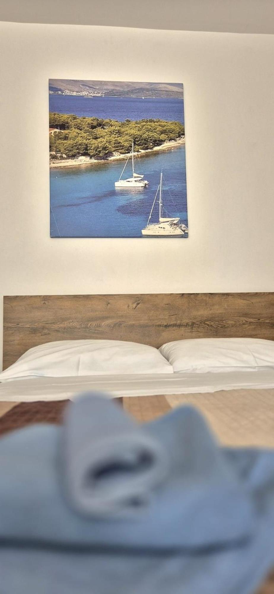 Indigo Apartment *
