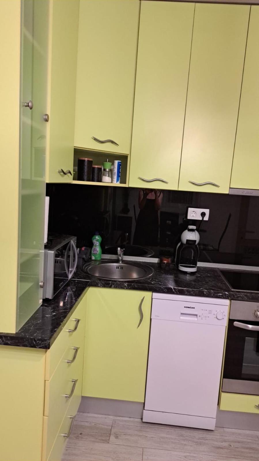 Apartment B&r